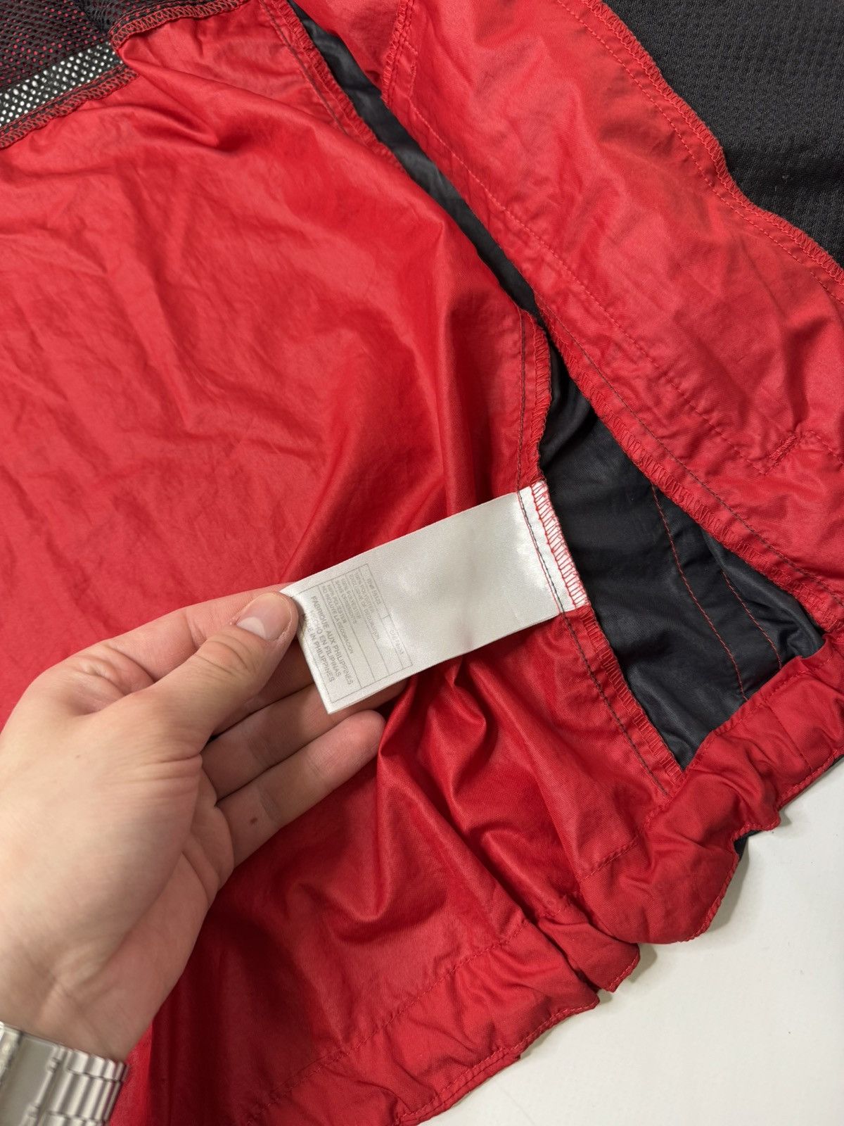 Nike Vintage 90s 00s Nike red light jacket windbreaker swag sk8 Size US M / EU 48-50 / 2 - 11 Thumbnail