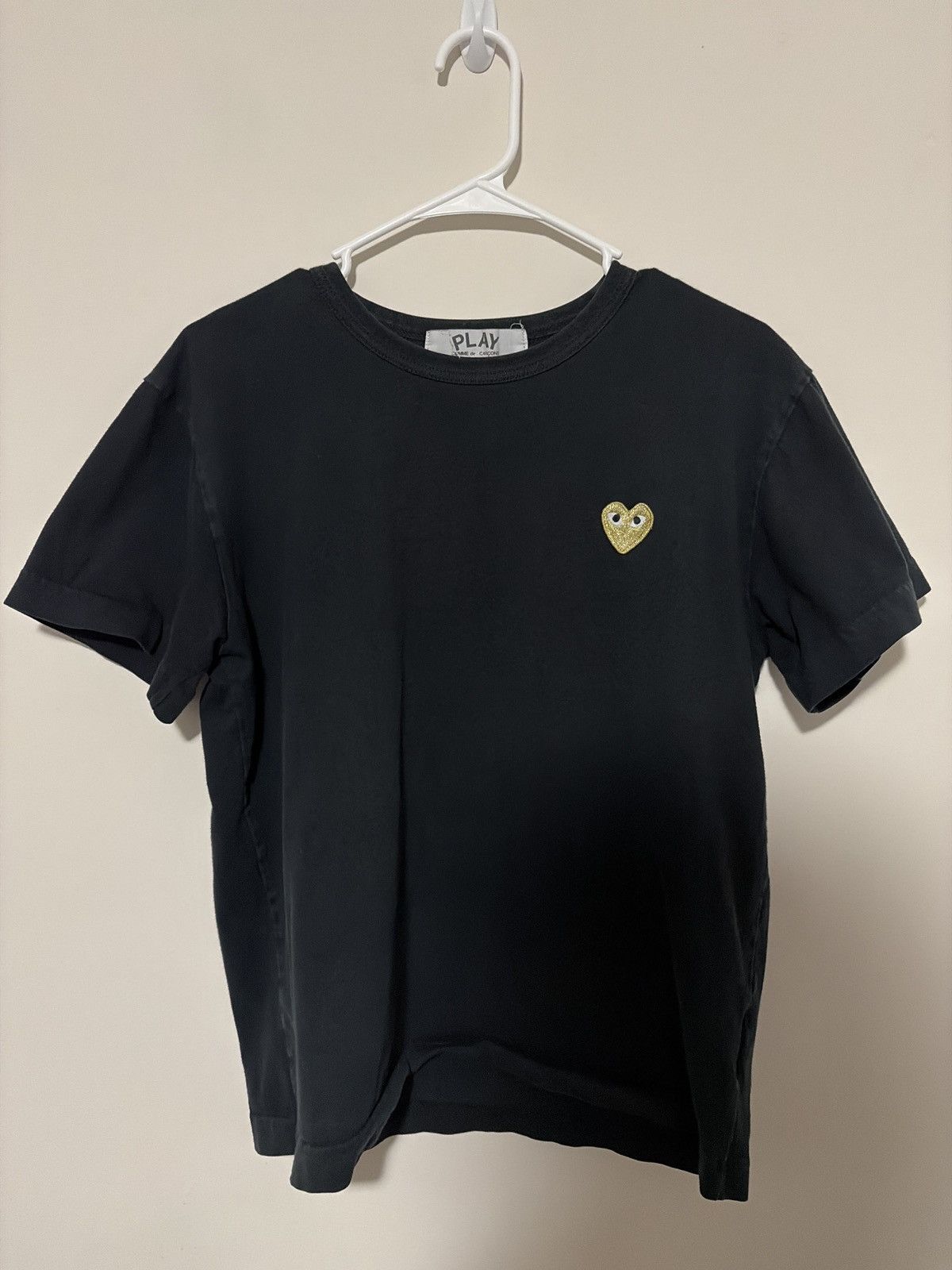 Comme des Garcons Comme de Garçons black T-shirt with yellow heart Size US L / EU 52-54 / 3 - 1 Thumbnail