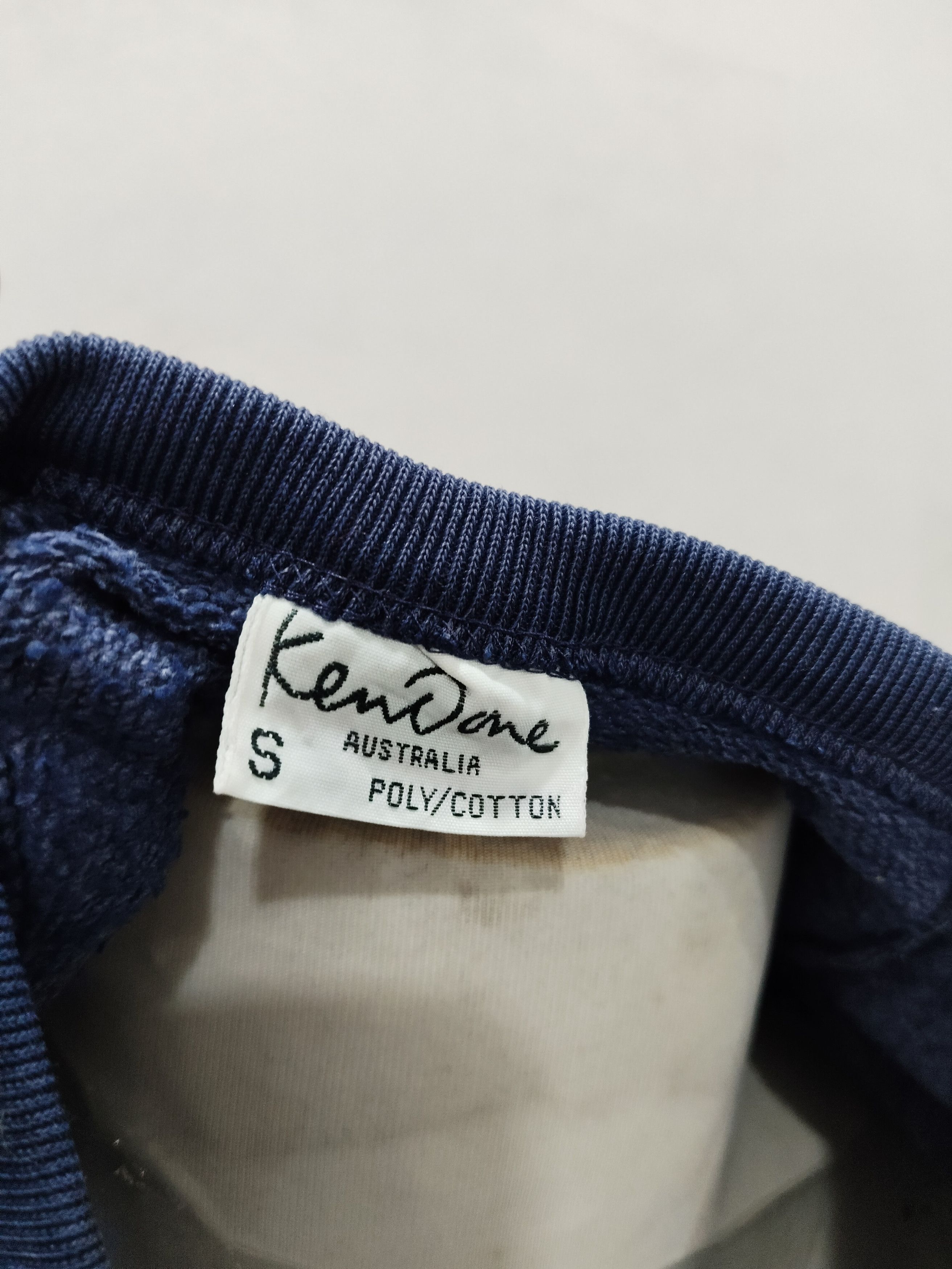 Kent Wang Vintage Australia Sweatshirt by Kenwang Size US M / EU 48-50 / 2 - 3 Thumbnail