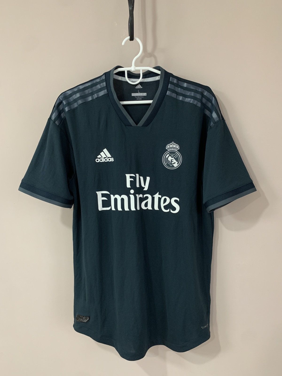 Adidas Real Madrid 2019 Away Football Shirt Adidas Soccer Jersey L Size US L / EU 52-54 / 3 - 1 Thumbnail