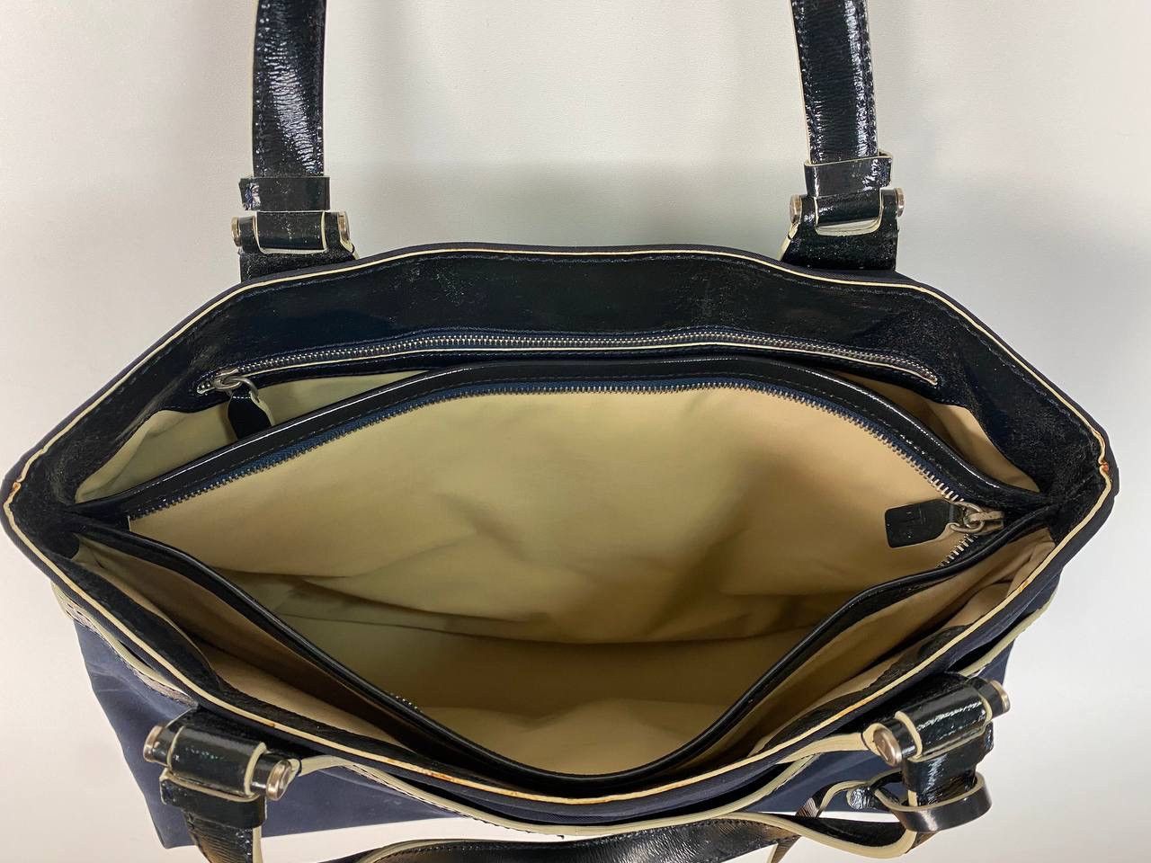 Tod's × Vintage Tod’s luxury wmns bag Size ONE SIZE - 8 Thumbnail
