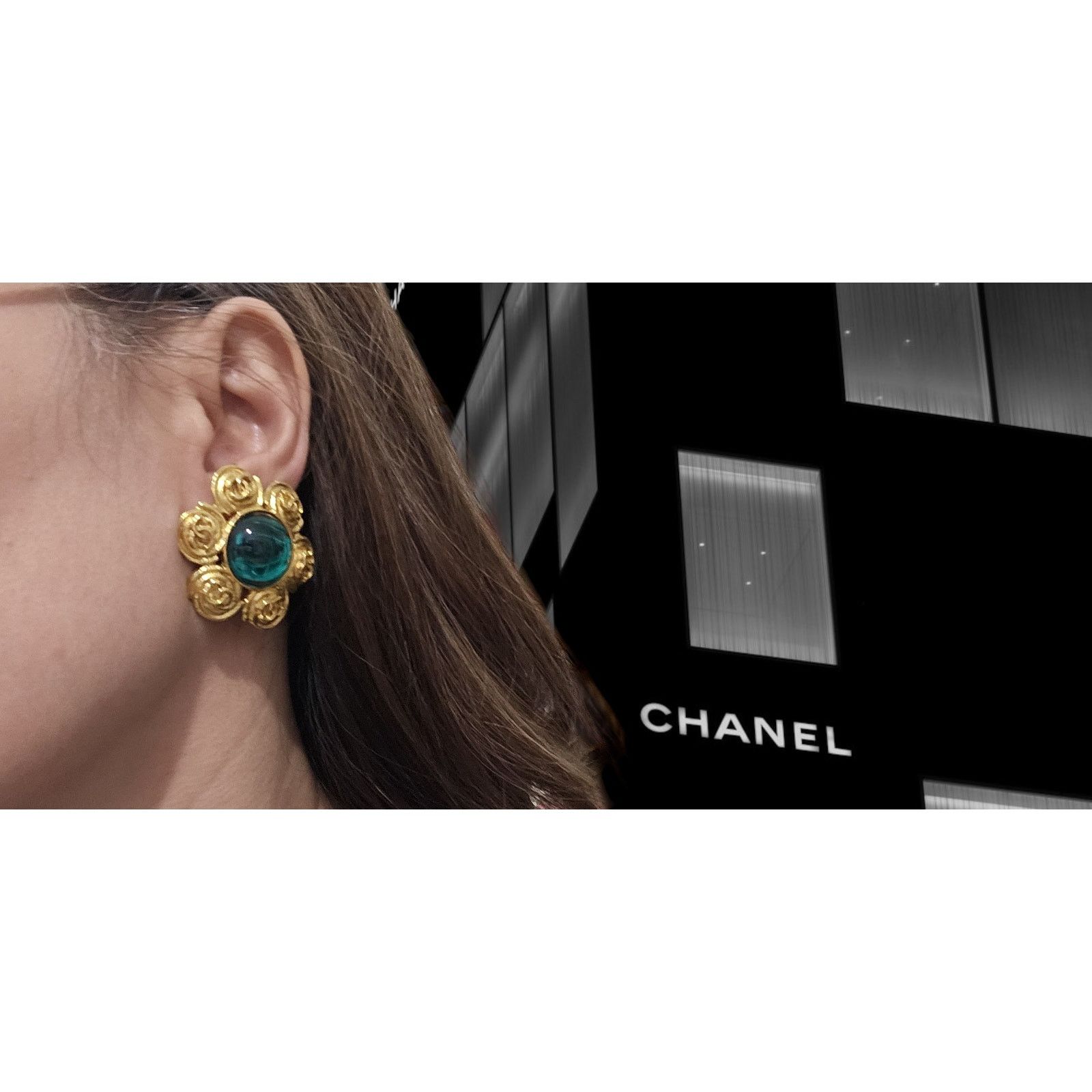 Chanel CHANEL Vintage 94P Green Gripoix Clip On Earrings Size ONE SIZE - 1 Thumbnail