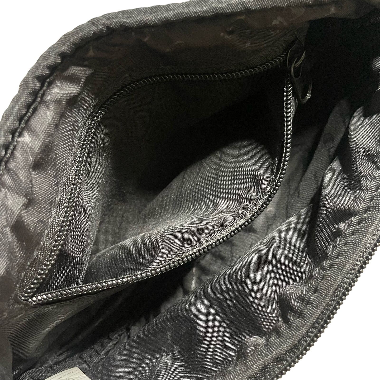 Champion NWOT Champion Fanny Pack Size ONE SIZE - 2 Thumbnail