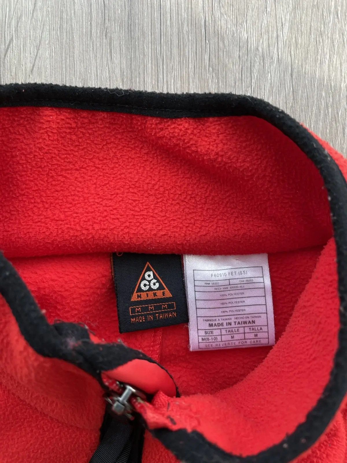 Nike × Nike ACG × Vintage Vintage Nike ACG Fleece Jacket Red Y2K big Logo Size US M / EU 48-50 / 2 - 9 Thumbnail