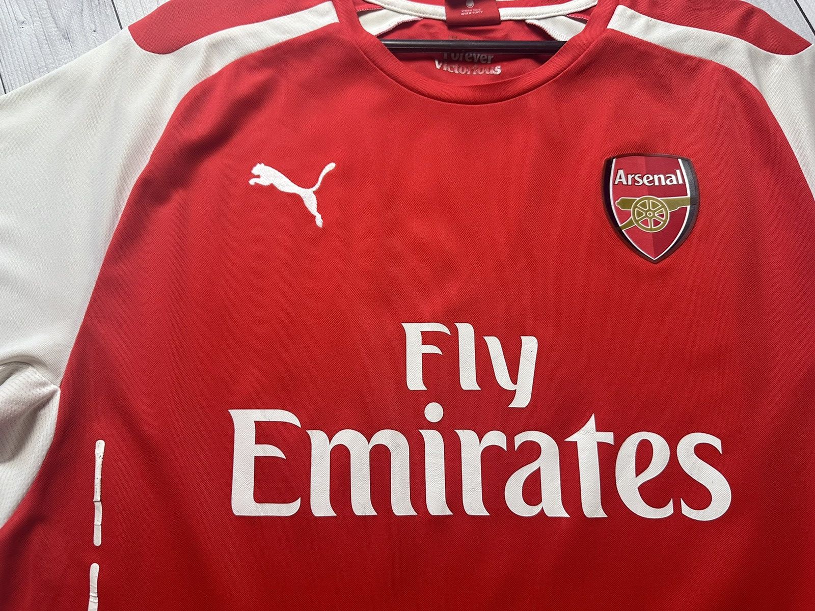 Puma × Vintage Vintage puma Arsenal soccer jersey size XL Size US XL / EU 56 / 4 - 5 Thumbnail