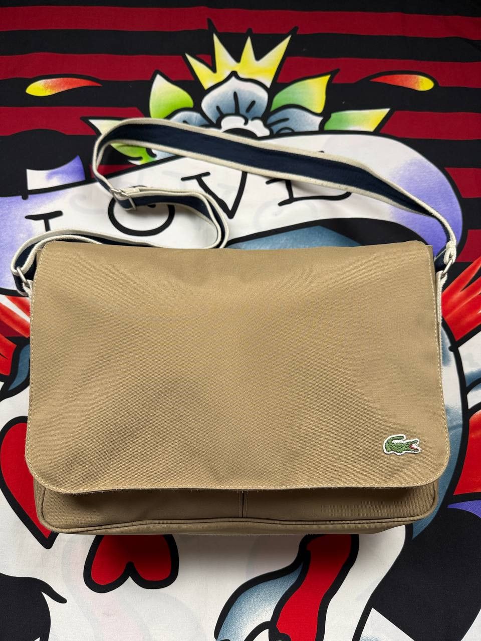 Lacoste Lacoste messenger shoulder bag in beige Size OS Size ONE SIZE - 1 Thumbnail