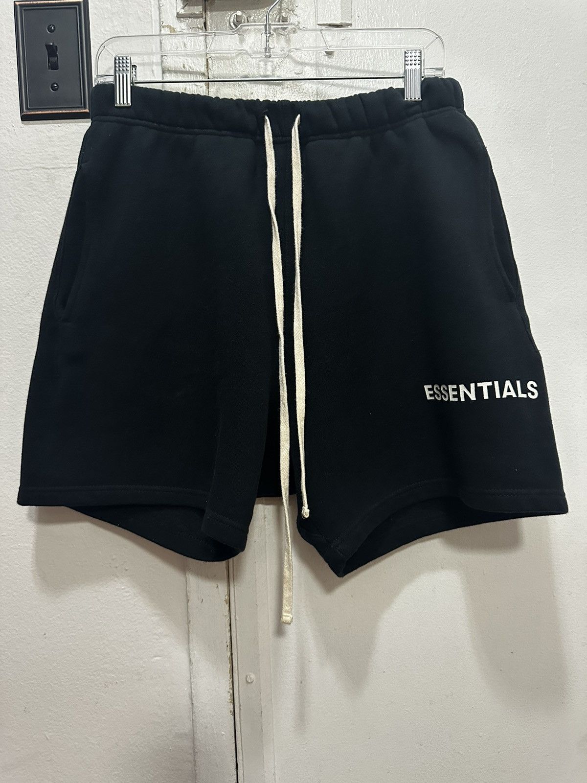 Essentials Fear of God Essentials 1st Release Size US 28 / EU 44 - 1 Thumbnail