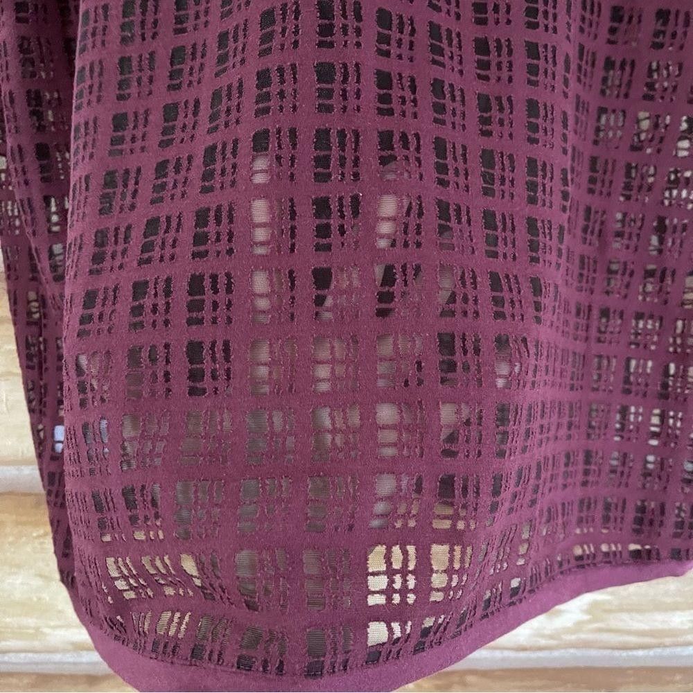 Loft LOFT semi sheer windowpane pattern crew neck tee size XL Size XL / US 12-14 / IT 48-50 - 6 Thumbnail