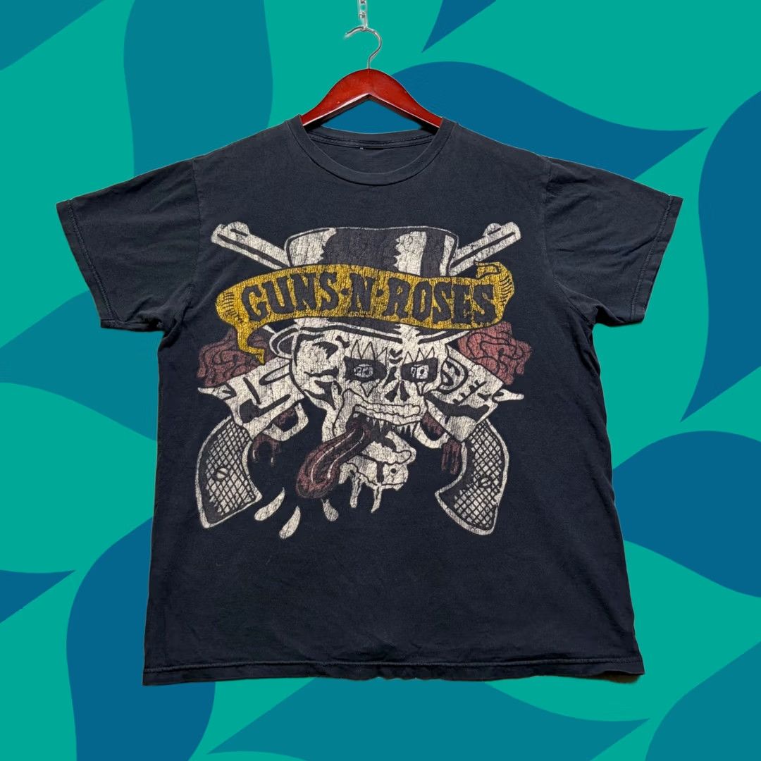 Vintage VINTAGE ROBERT WILLIAMS MAGNITUDE X GUNS N ROSES ART T