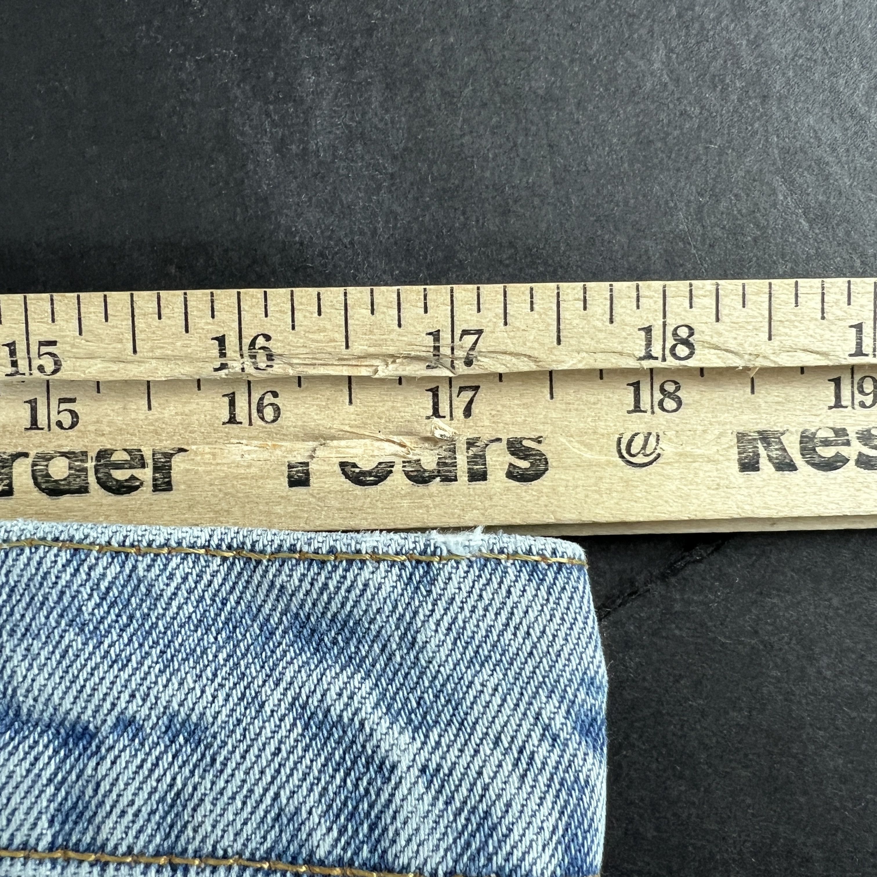 Levi's × Vintage VTG 90s Levi's Jeans 560 Loose Tapered Blue Denim Size US 35 - 25 Thumbnail