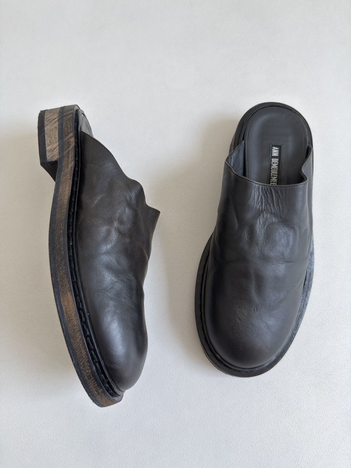 Ann Demeulemeester Early 2010s Black ‘Distressed Leather’ Mules Size US 8 / IT 38 - 22 Thumbnail