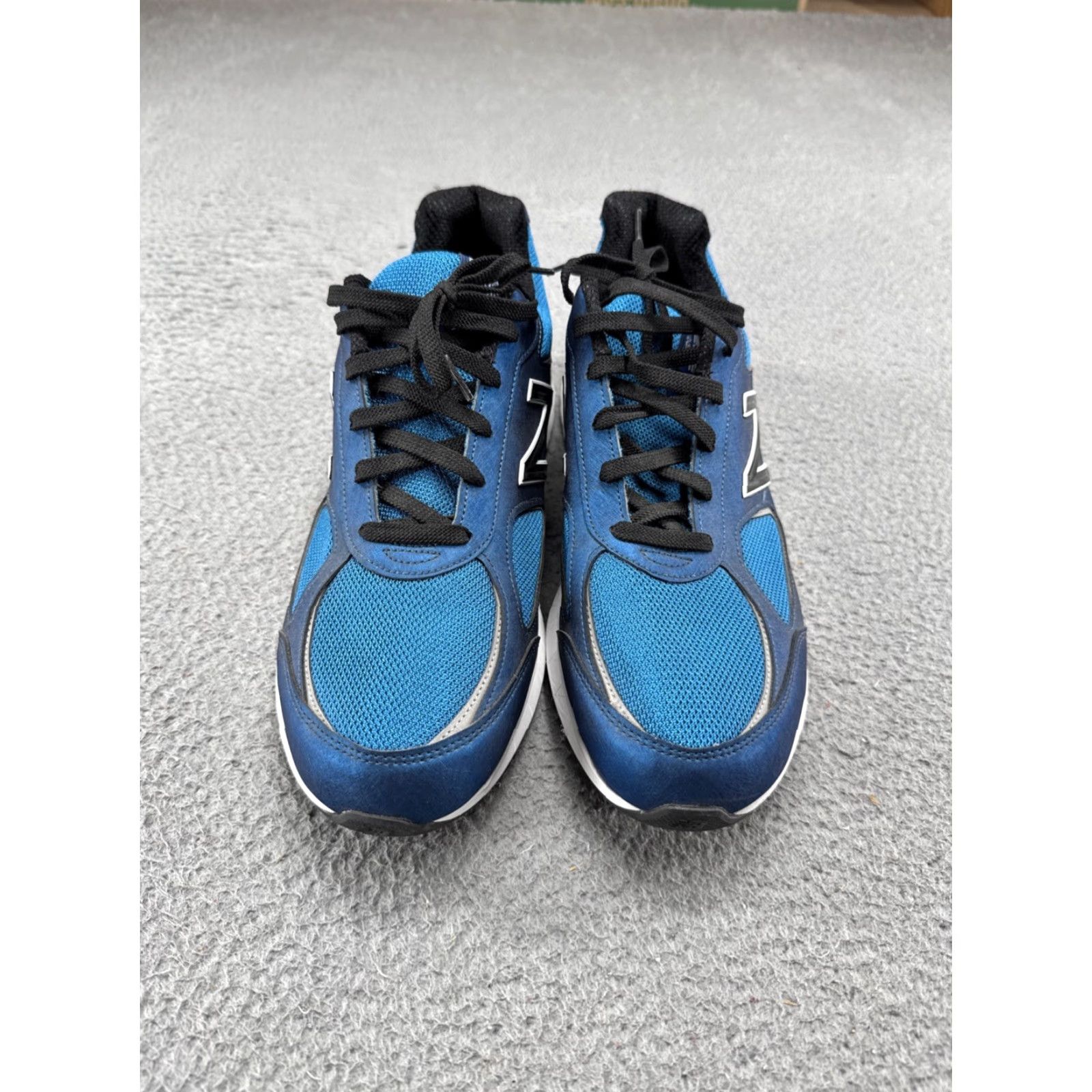 New Balance New Balance 770v2 M770BB2 Men’s Size 12 D Blue Royal Black Running Athletic EUC Shoes Size US 12 / EU 45 - 4 Thumbnail
