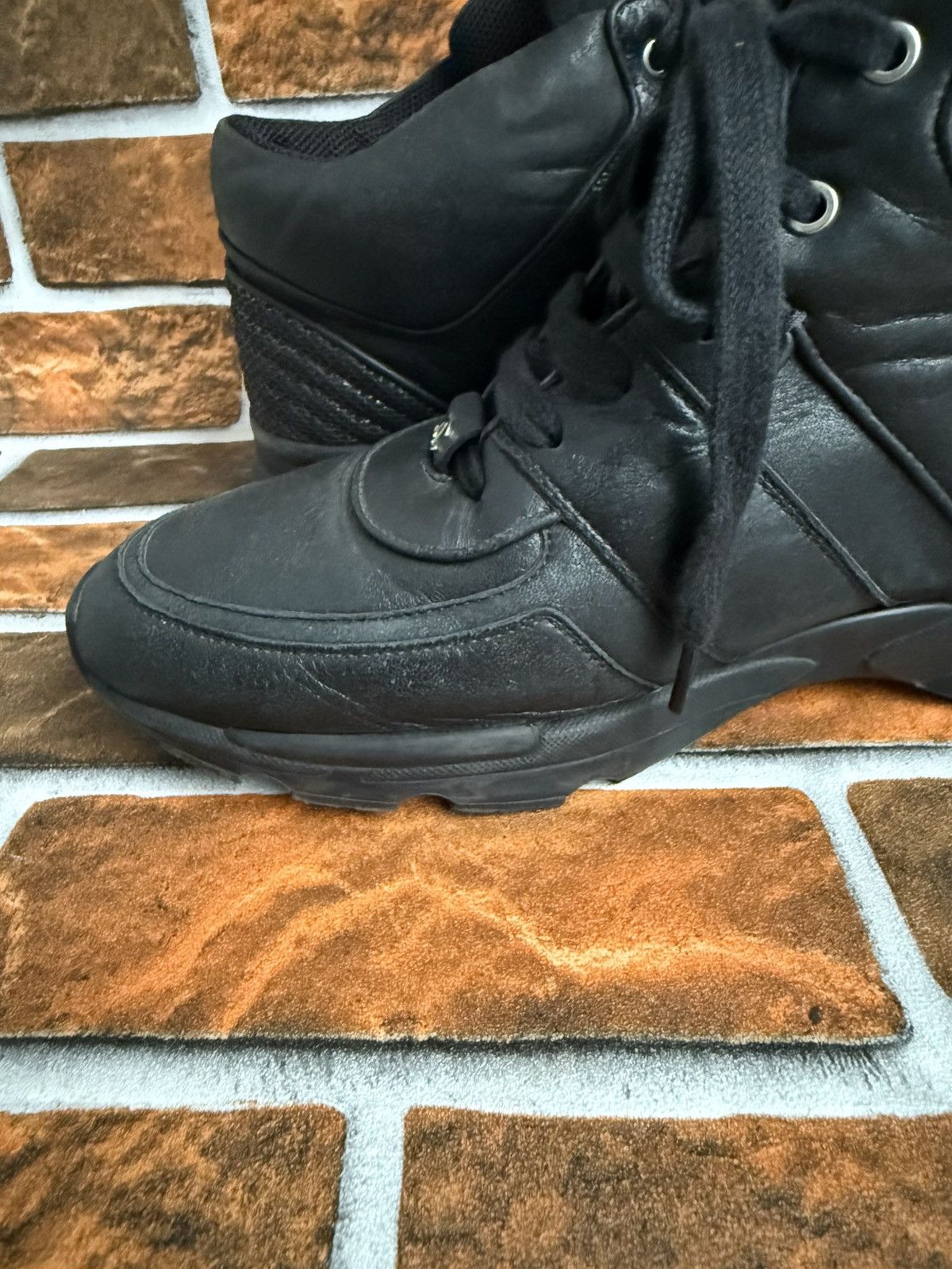 Chanel 🔥♠️Cc trainers Size US 9 / EU 42 - 15 Thumbnail