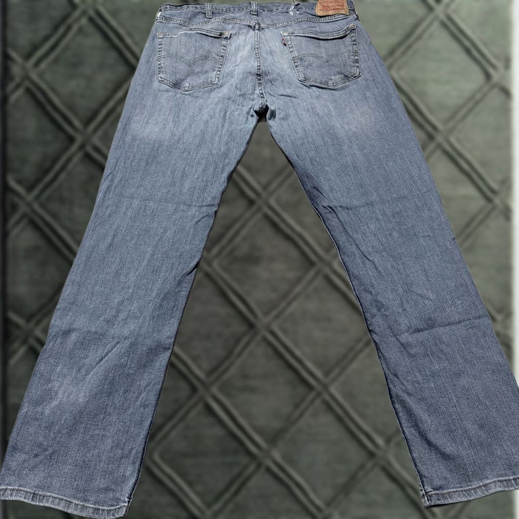 Levi's Levi's 559 Jeans Mens 38x32 Blue Denim Mid Rise Classic Straight Zip Fly - Flaws Jeans Mens Blue 559 38x32 Mid Rise Straight Zip Fly Flaws Size US 38 / EU 54 - 1 Thumbnail