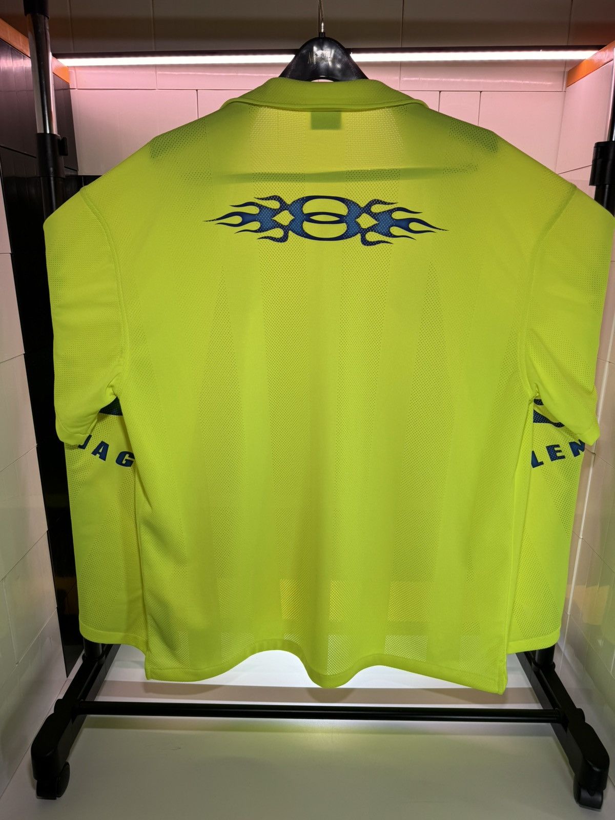 Balenciaga Balenciaga Fluo Yellow Striped Mesh Shirt Size L Size US L / EU 52-54 / 3 - 6 Thumbnail
