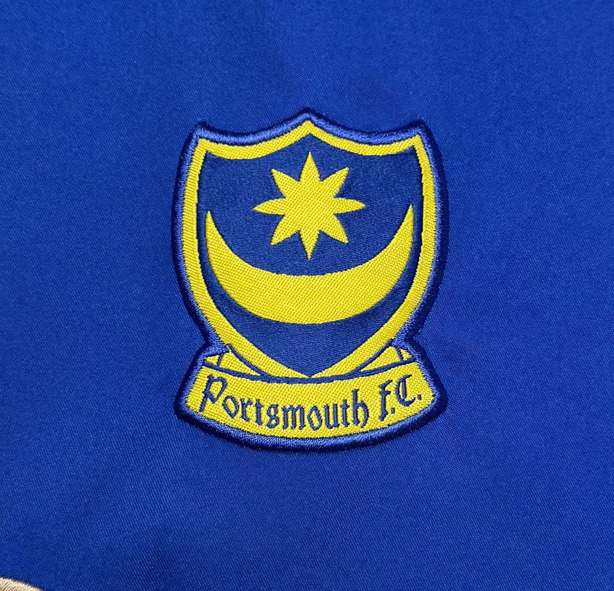 Vintage Portsmouth 2003 2005 Home Shirt Soccer Jersey Pompey Sport Size US XL / EU 56 / 4 - 9 Thumbnail