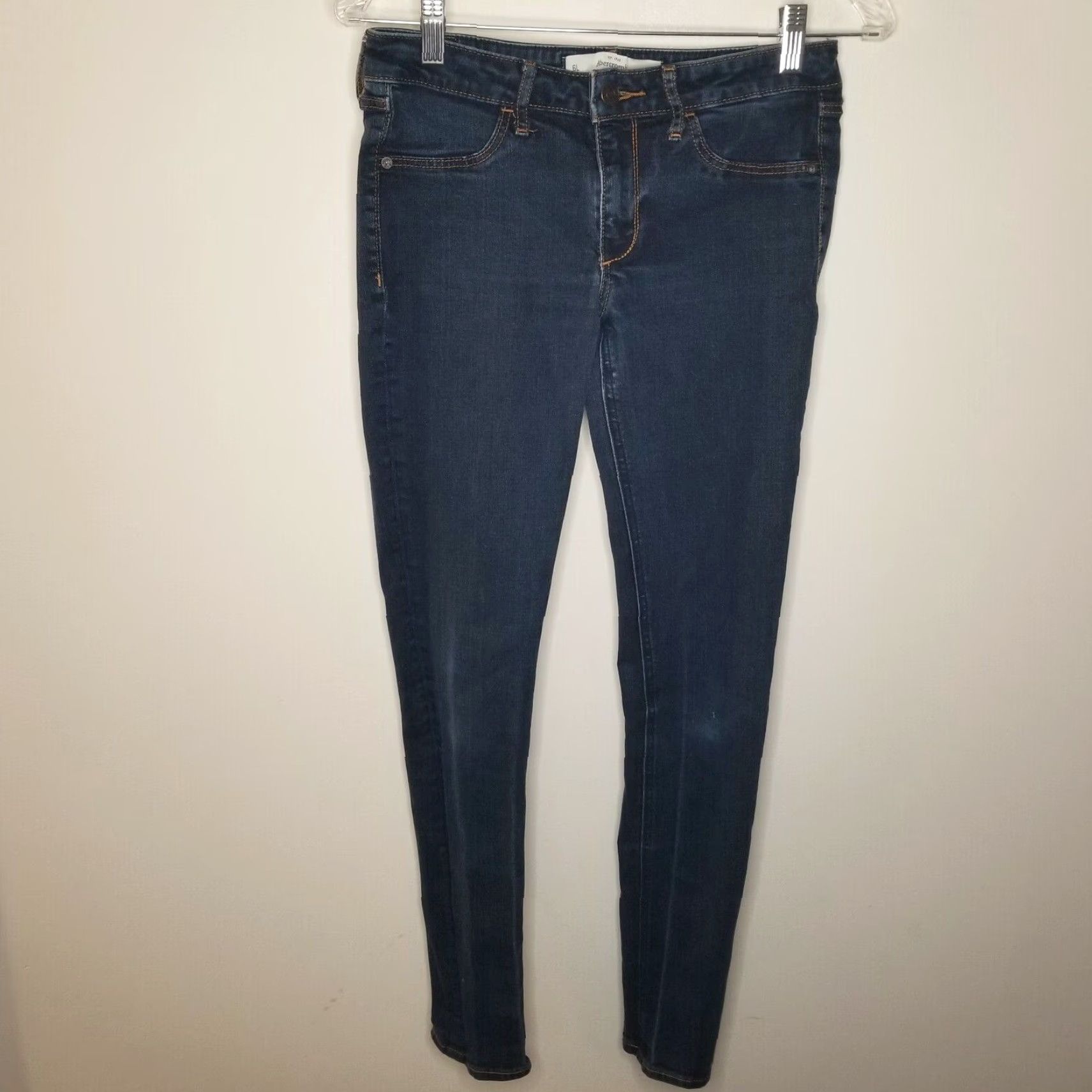 Abercrombie & Fitch VINTAGE Abercrombie & Fitch Womens Jeans Skinny Blue 28x31 6L Girls? Size 28" / US 6 / IT 42 - 2 Thumbnail