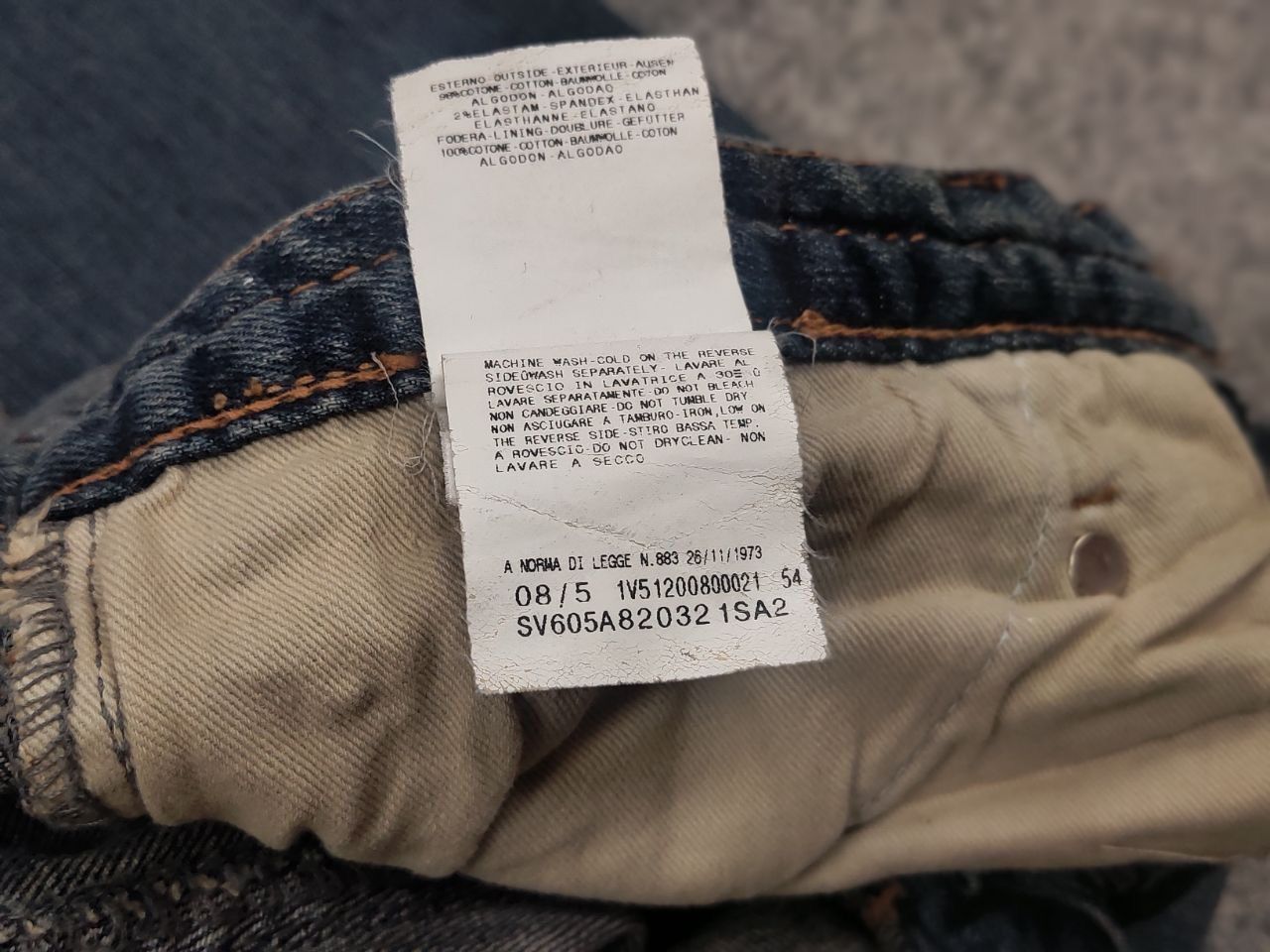 Versace Jeans Couture Vintage 90's Versace Jeans Couture Big Logo Slim Faded denim Size 26" / US 2 / IT 38 - 17 Thumbnail