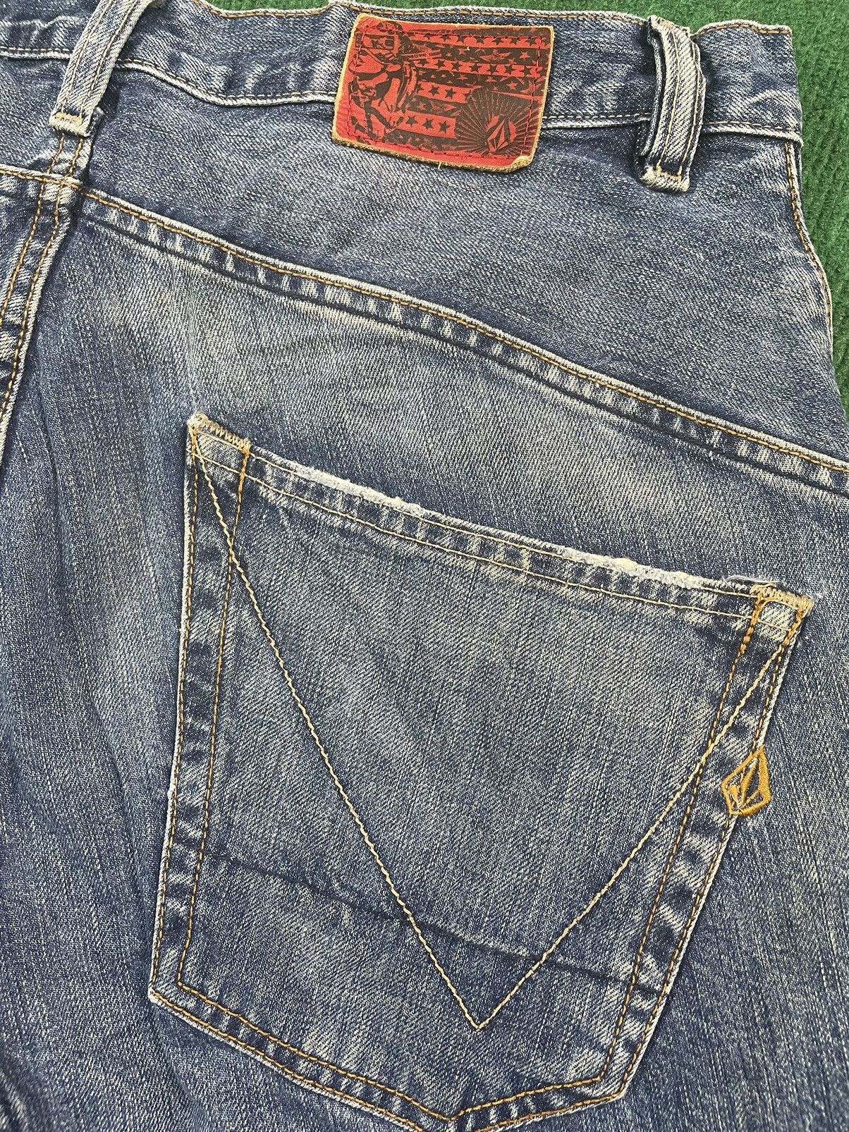 稀少 新品 未使用品 VOLCOM BOARD VBJ JEANS Volcom Solver Modern Fit Jeans – Cleanline Surf