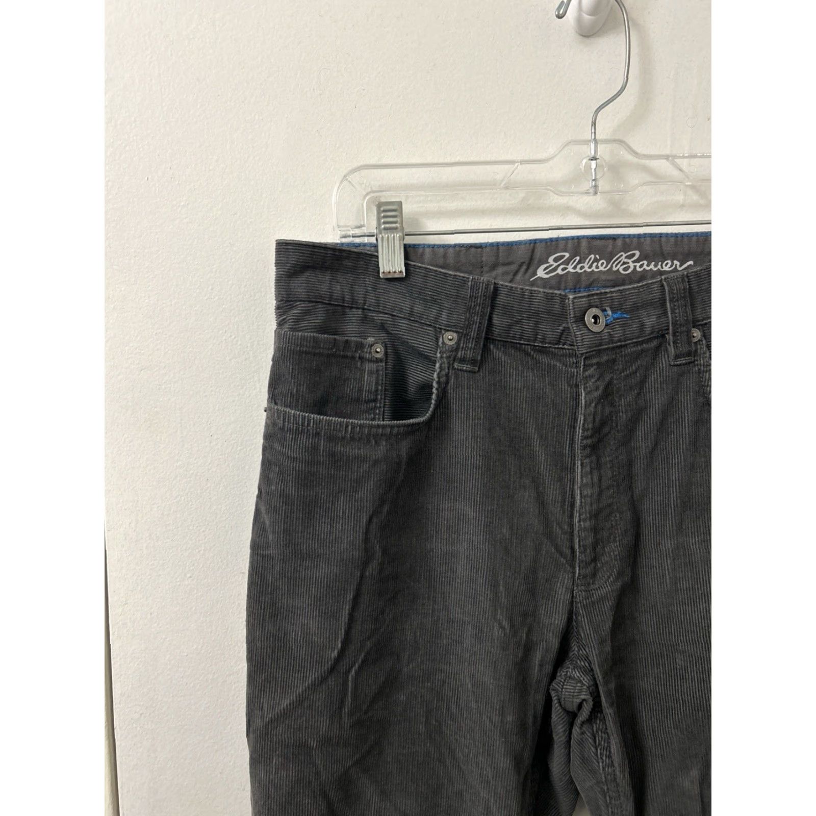 Eddie Bauer Eddie Bauer Corduroy Pants Mens Size 32x32 Straight Fit Khakis Gray Size US 32 / EU 48 - 4 Thumbnail