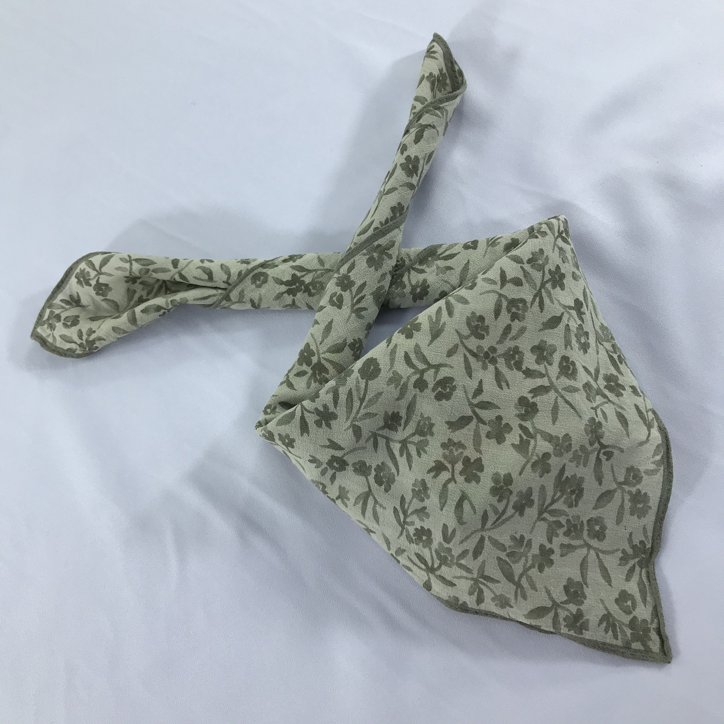 Calvin Klein × Vintage Calvin Klein Handkerchief / Neckerchief / Bandana Size ONE SIZE - 2 Thumbnail