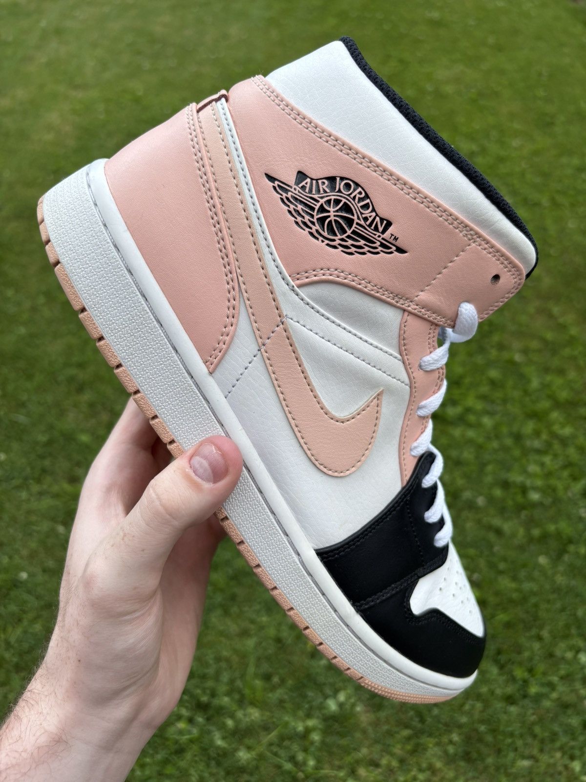 Jordan Brand Air Jordan 1 Mid Crimson Tint 2021 Size 11.5 Size US 11.5 / EU 44-45 - 1 Thumbnail