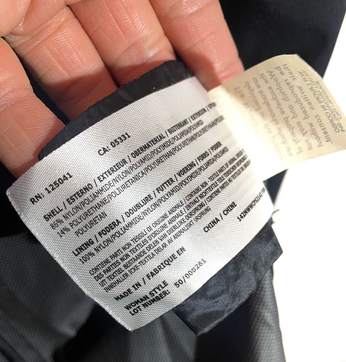 Goretex × Woolrich Woolen Mills Woolrich Blue Women Nylon Waterproof Coat Pertex Quantum M Size M / US 6-8 / IT 42-44 - 10 Thumbnail