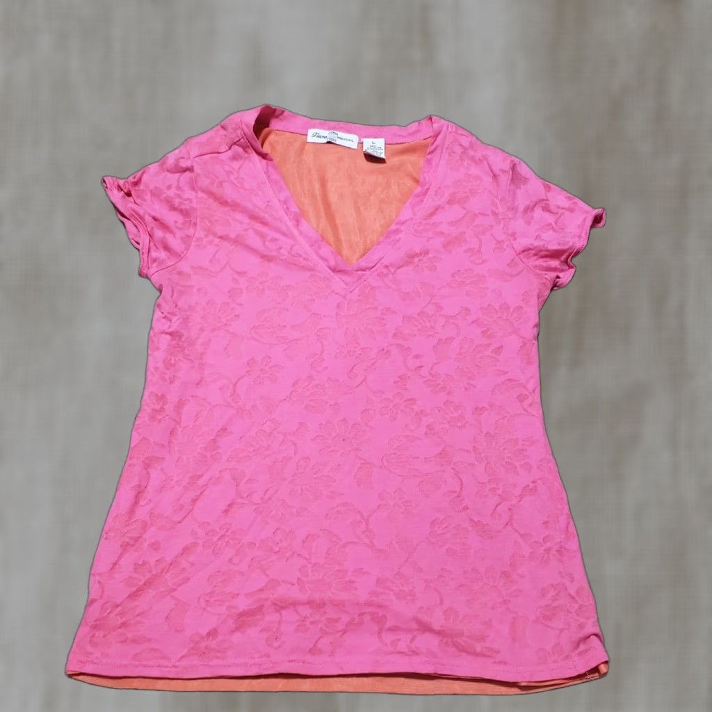 Vintage VINTAGE Tiara International Shirt Women’s Large Pink Floral All Over V Neck Short Sleeve Knit T-Shirt Casual Summer fallspringwinter Size L / US 10 / IT 46 - 1 Thumbnail