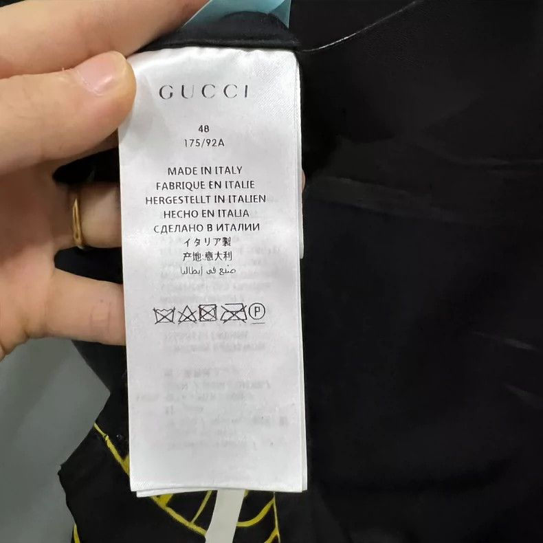 Gucci Gucci Black and yellow striped letter print short-sleeved s Size US M / EU 48-50 / 2 - 4 Thumbnail