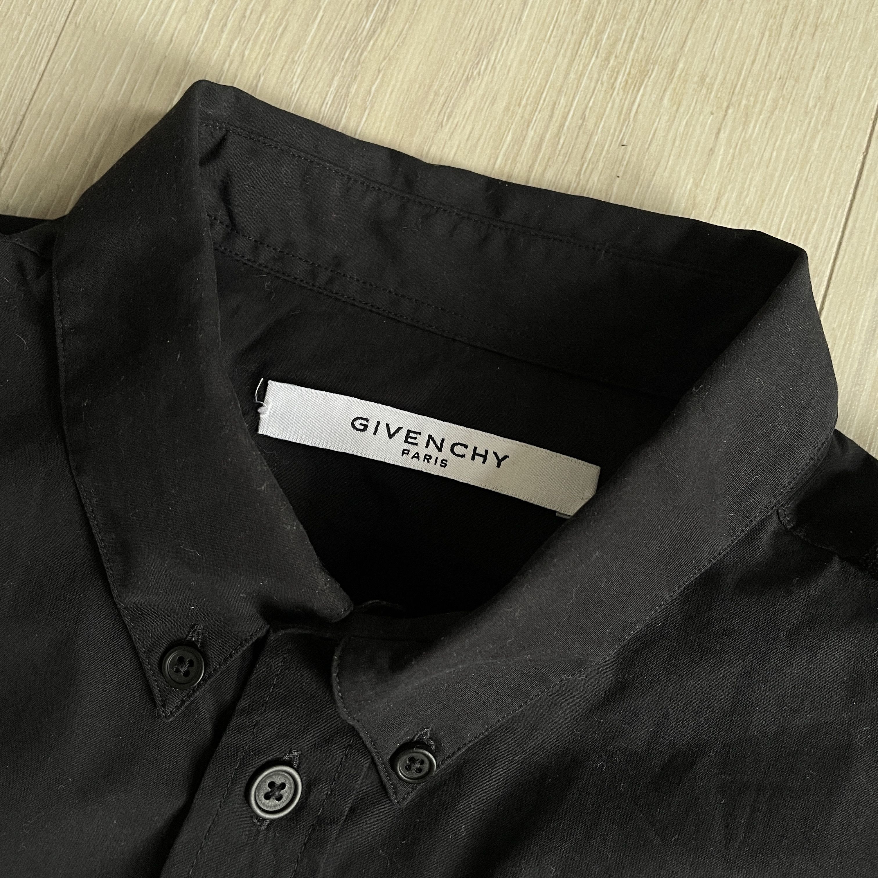 Givenchy Givenchy SS17 strapped shirt Size US M / EU 48-50 / 2 - 3 Thumbnail