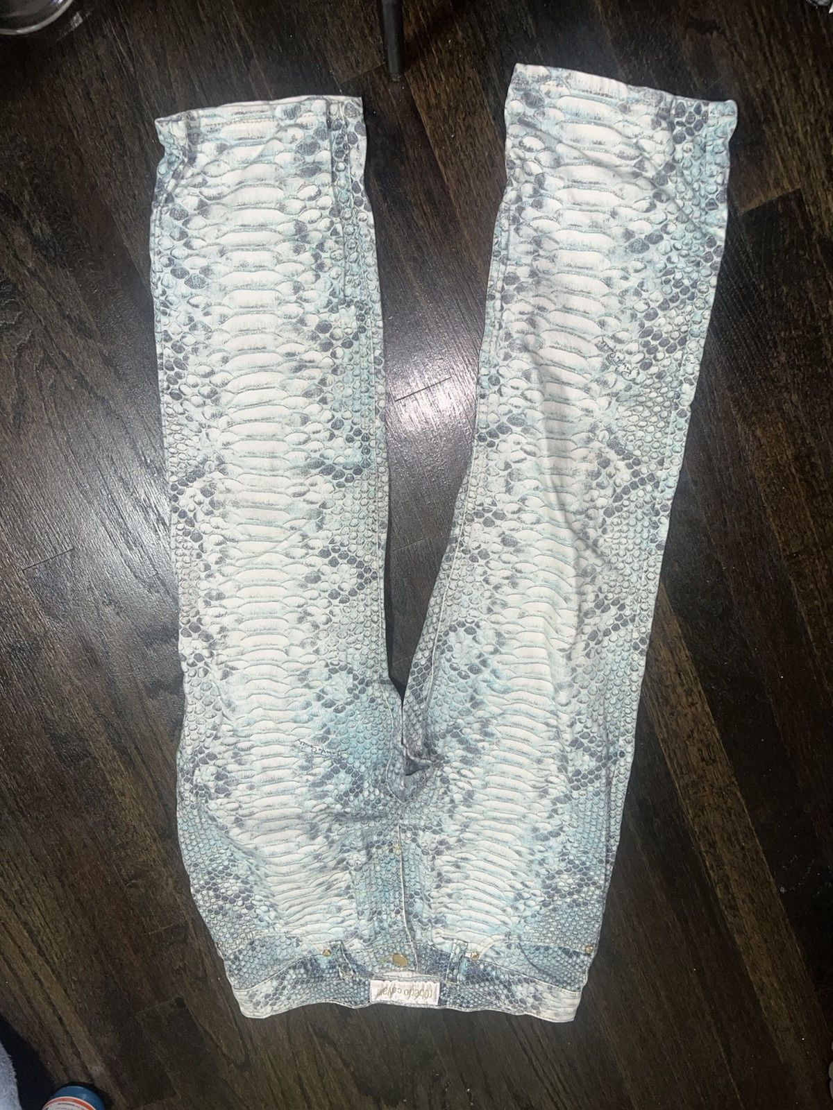 Roberto Cavalli Vintage Roberto Cavalli A/W 2002 Snake Print Size 28" / US 6 / IT 42 - 2 Thumbnail