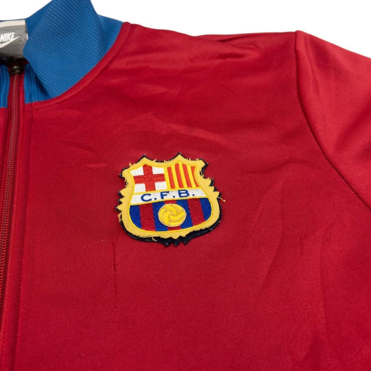 Nike Vintage Nike FCB Barcelona Zip Up Jacket Size L Size US L / EU 52-54 / 3 - 8 Thumbnail