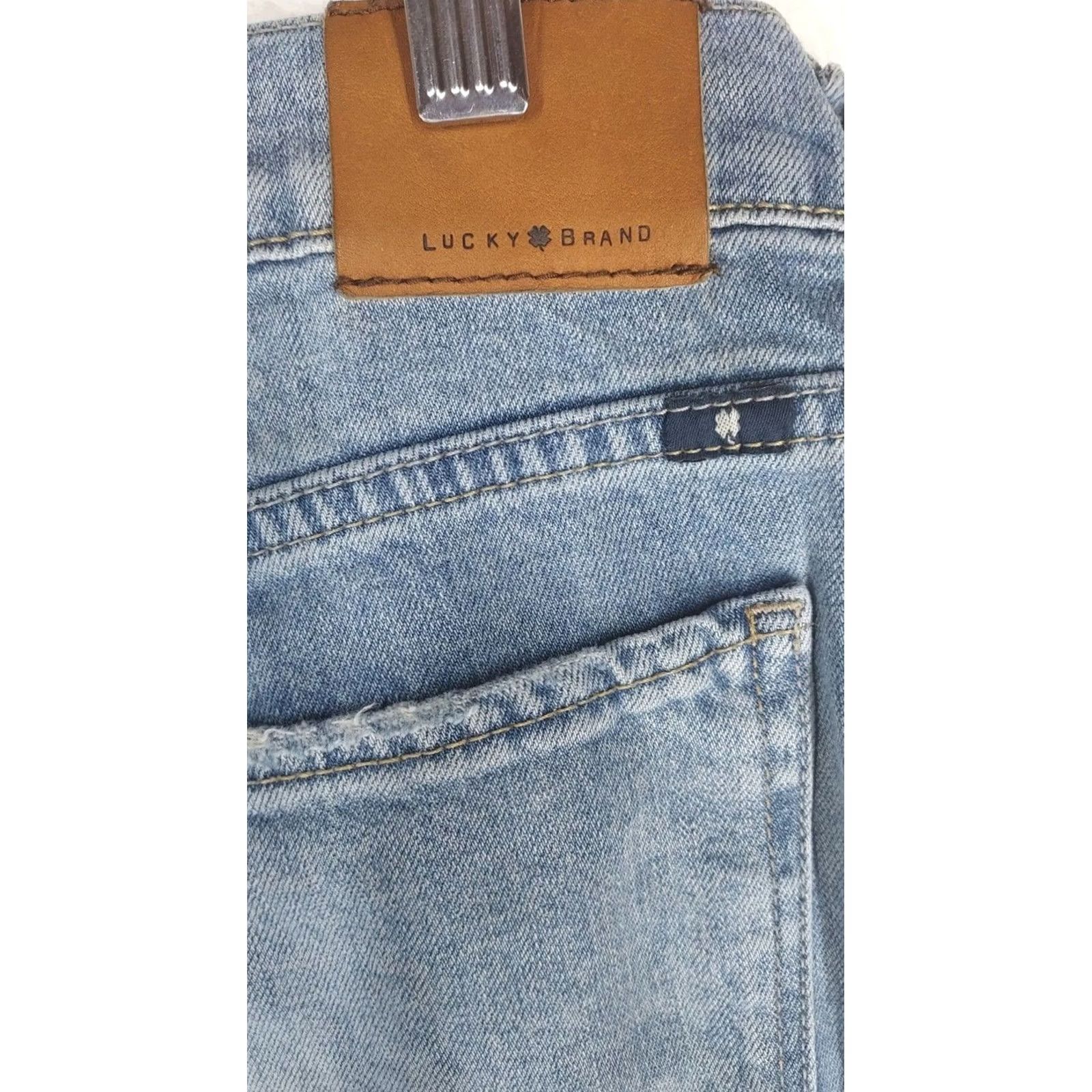 Lucky Brand Lucky Brand Brooke Skinny Jeans Women Size 8 29 Blue Denim Jeans Women Regular Skinny 5-Pocket Stretch Button Zip MId Rise Light Wash Cotton Denim Size 30" / US 8 / IT 44 - 4 Thumbnail