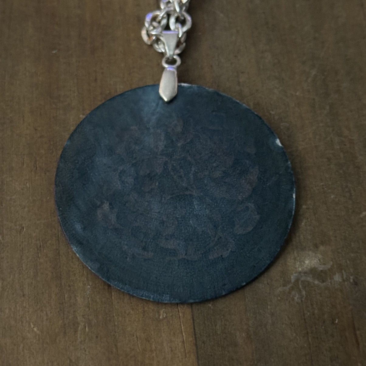 Vintage Vintage silver tone metallic floral shell pendant necklace Size ONE SIZE - 3 Thumbnail