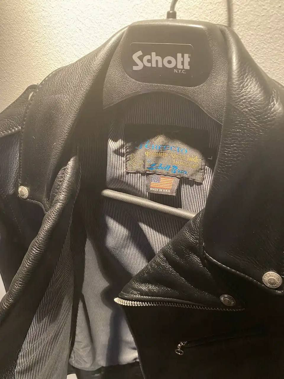 Schott Schott NYC Perfecto Biker Jacket Vintage Deadstock RARE Size US L / EU 52-54 / 3 - 9 Thumbnail