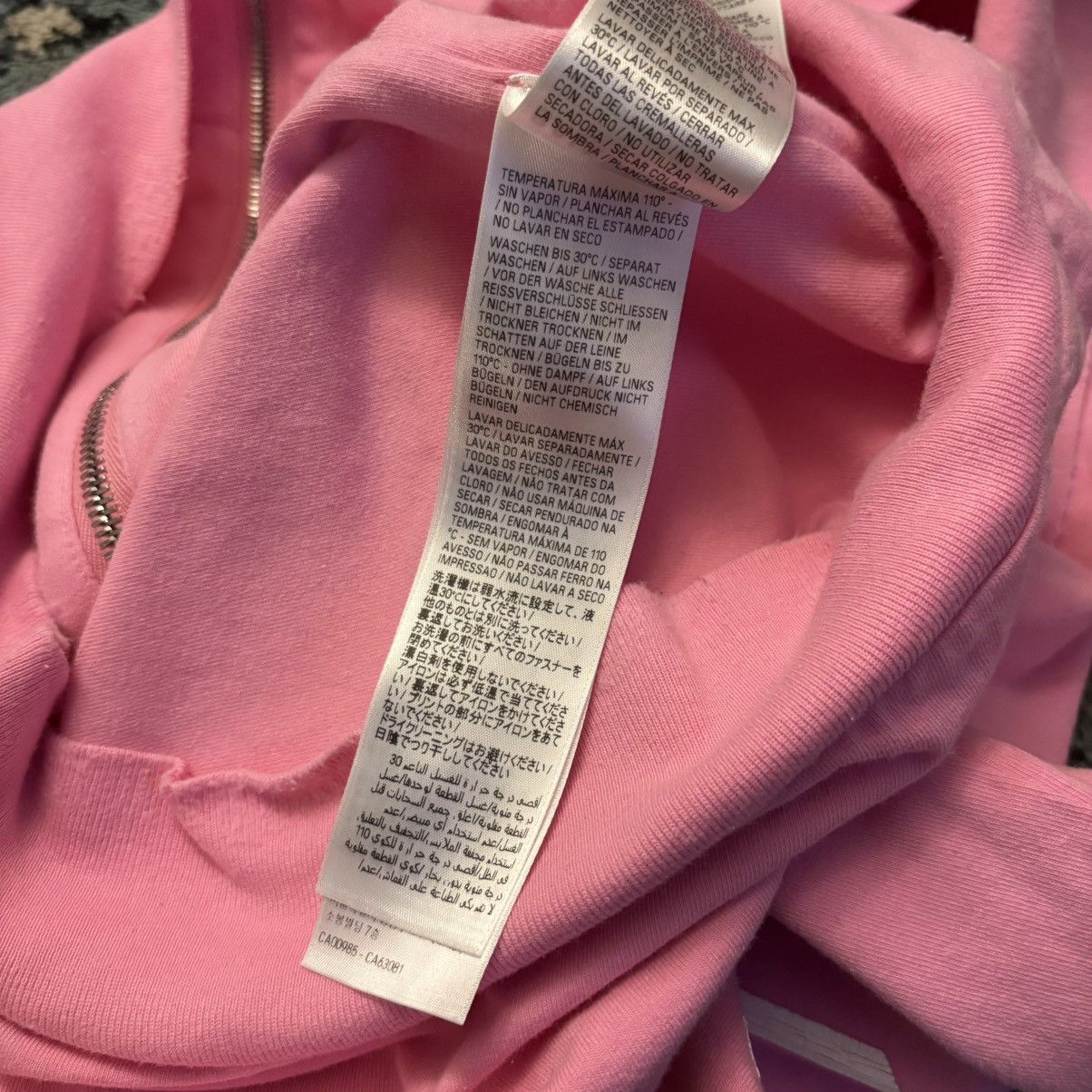 Balenciaga Balenciaga No Logo Pink Distressed Hoodie Size XS Brand New Size US XS / EU 42 / 0 - 8 Thumbnail