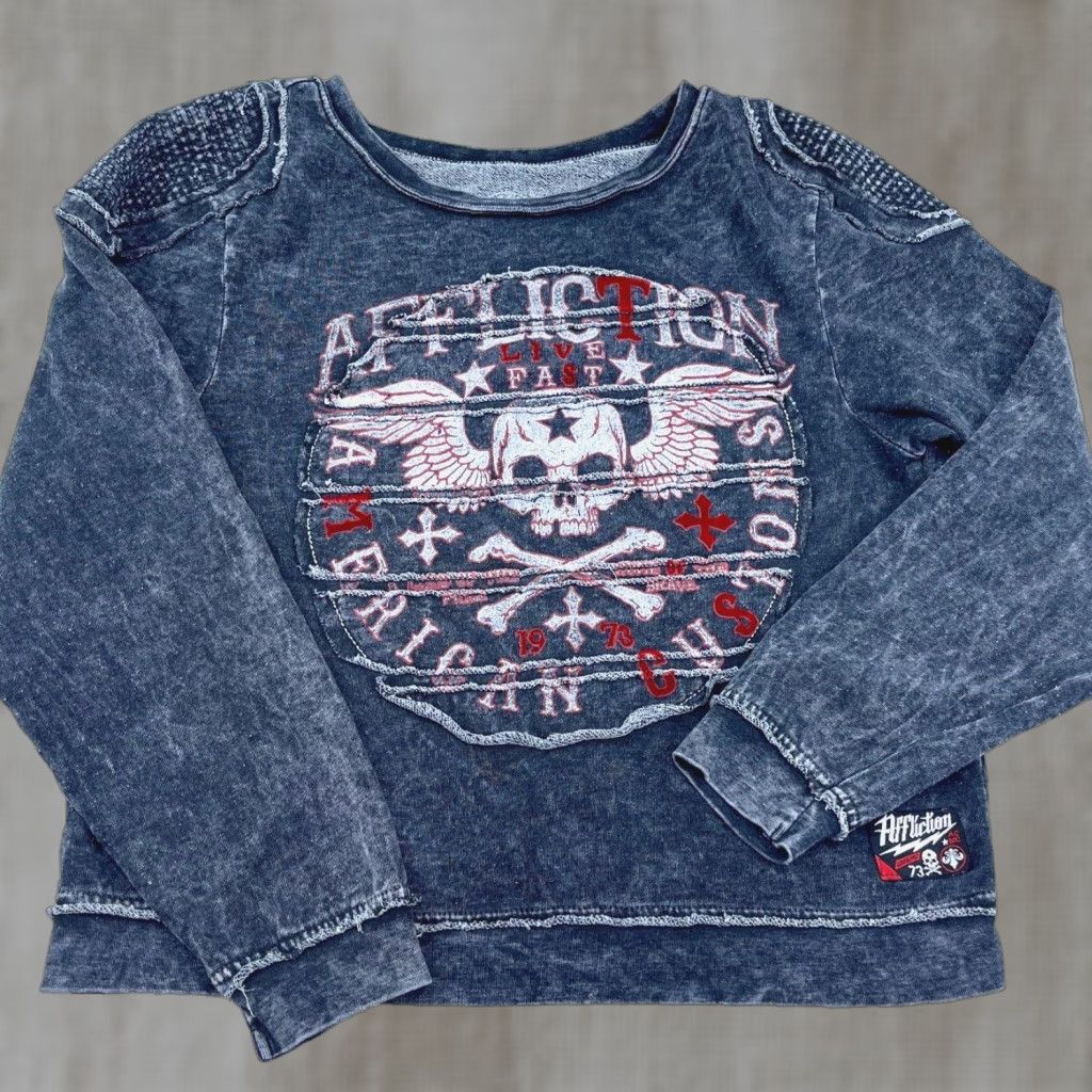 Affliction VINTAGE Affliction Sweatshirt Women Large Black Crew Neck Fleece Pullover Casual Fall Winter 90s Punk Graphic Print Size L / US 10 / IT 46 - 1 Thumbnail