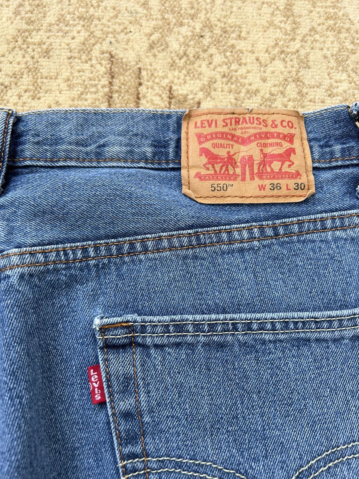Levi's × Vintage Levis 550’s Light Blue Wash Denim Jeans Size US 34 / EU 50 - 4 Thumbnail