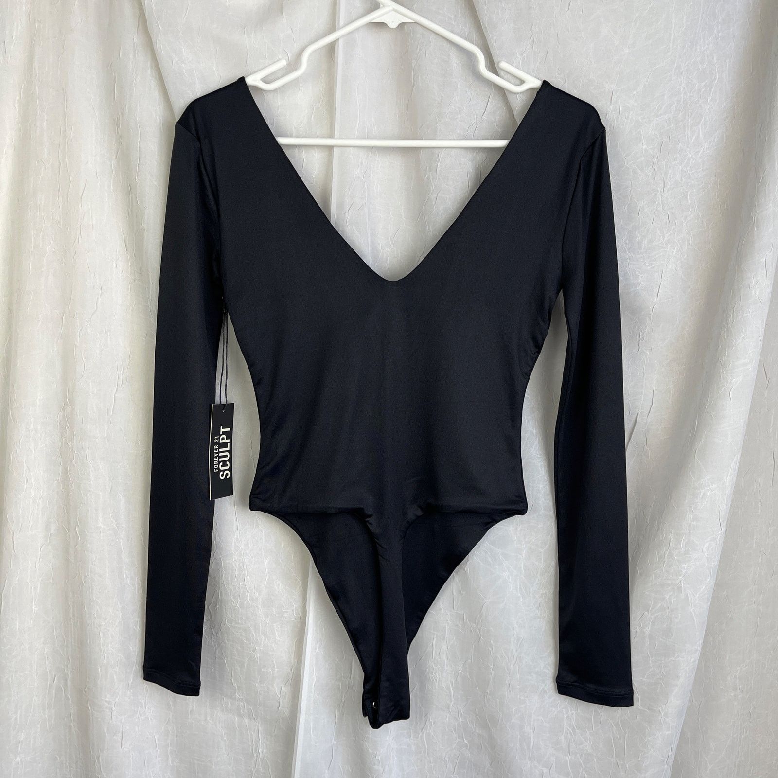 Forever 21 Forever 21 Black Contour Sculpt Satin Thong Bodysuit NWT XS Size XS / US 0-2 / IT 36-38 - 14 Thumbnail
