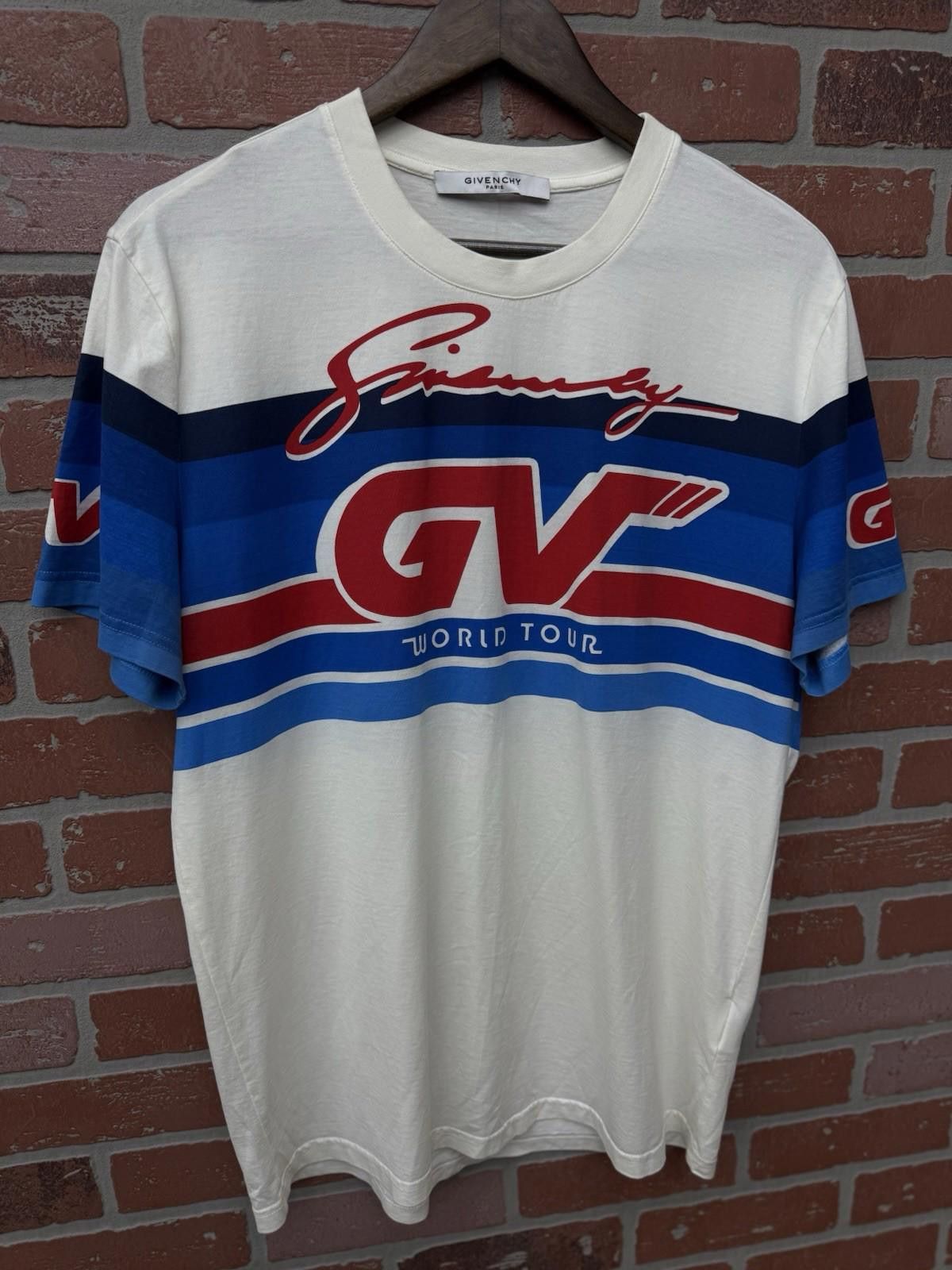 Givenchy GIVENCHY T-shirt White/Blue/Red Men’s Size Large Authentic Size US L / EU 52-54 / 3 - 2 Thumbnail