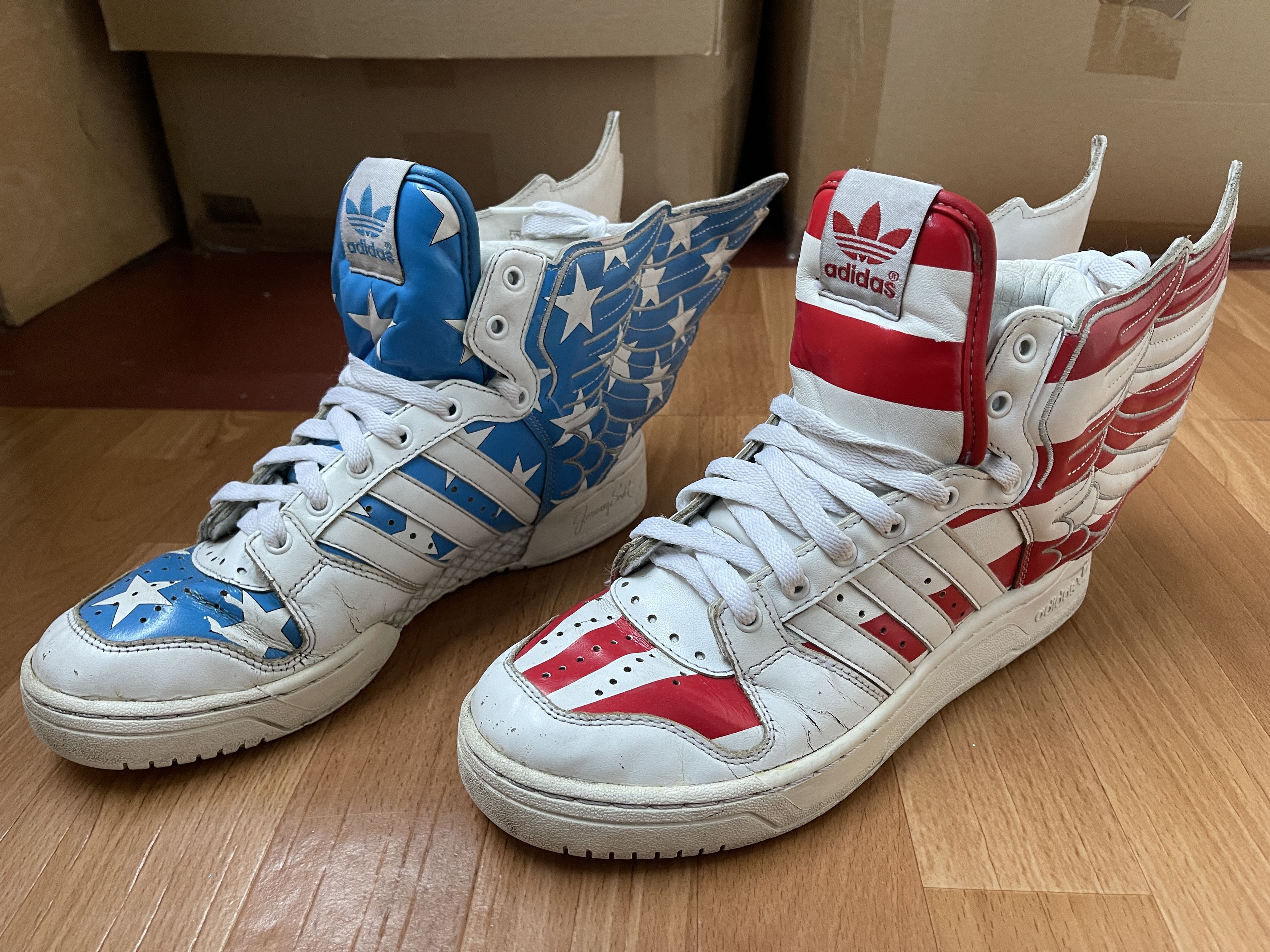 Adidas × Jeremy Scott Adidas Jeremy Scott Wings 2.0 FLAG Stars and Stripes V24619 Size US 7.5 / EU 40-41 - 2 Thumbnail