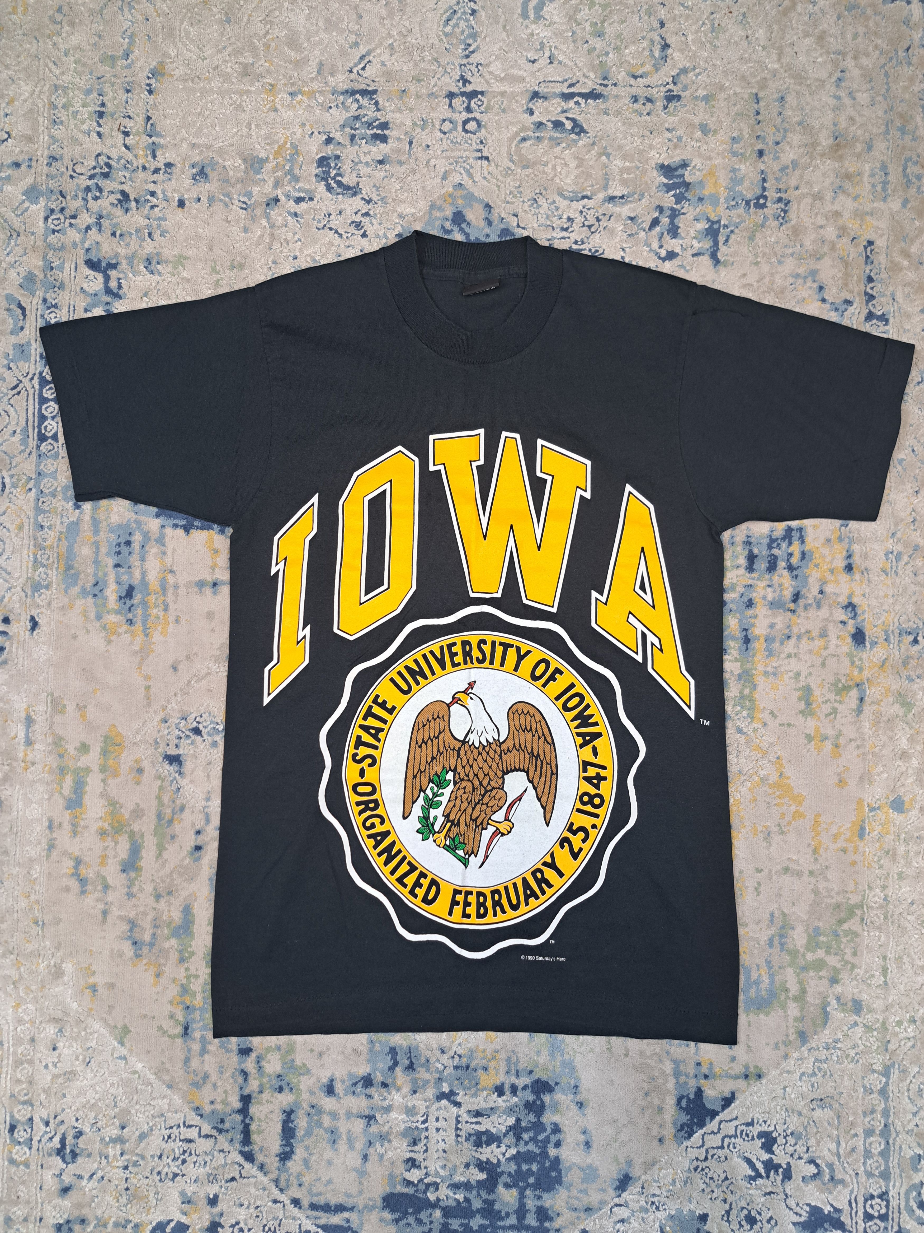 Vintage Vintage 1990 Iowa University Big Logo Single Stitch Tee Size US M / EU 48-50 / 2 - 1 Thumbnail