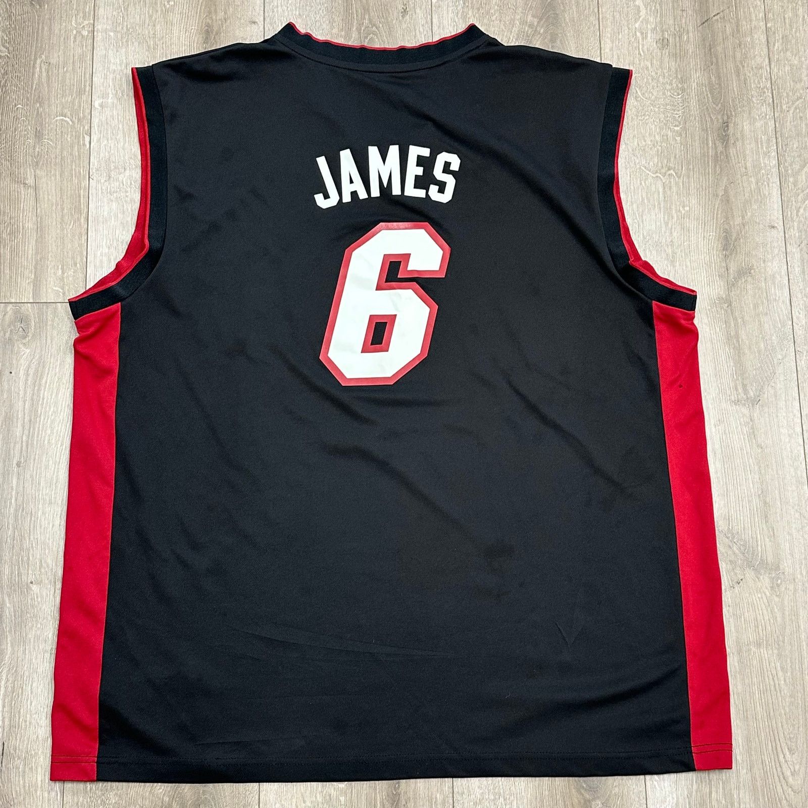 Adidas Adidas LeBron James Miami Heat jersey size XXL 2XL B17 Size US XXL / EU 58 / 5 - 3 Thumbnail