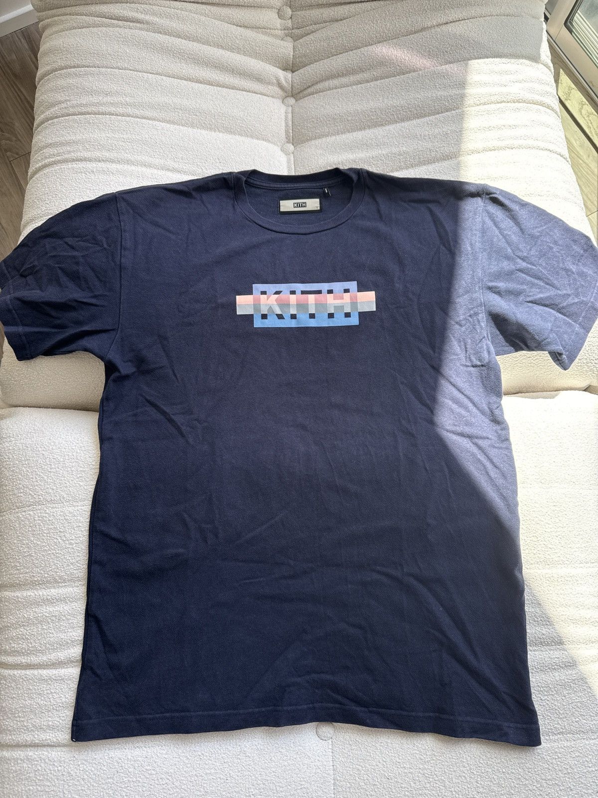 Kith KITH Navy Strikethrough Box Logo T Shirt Size US L / EU 52-54 / 3 - 1 Thumbnail