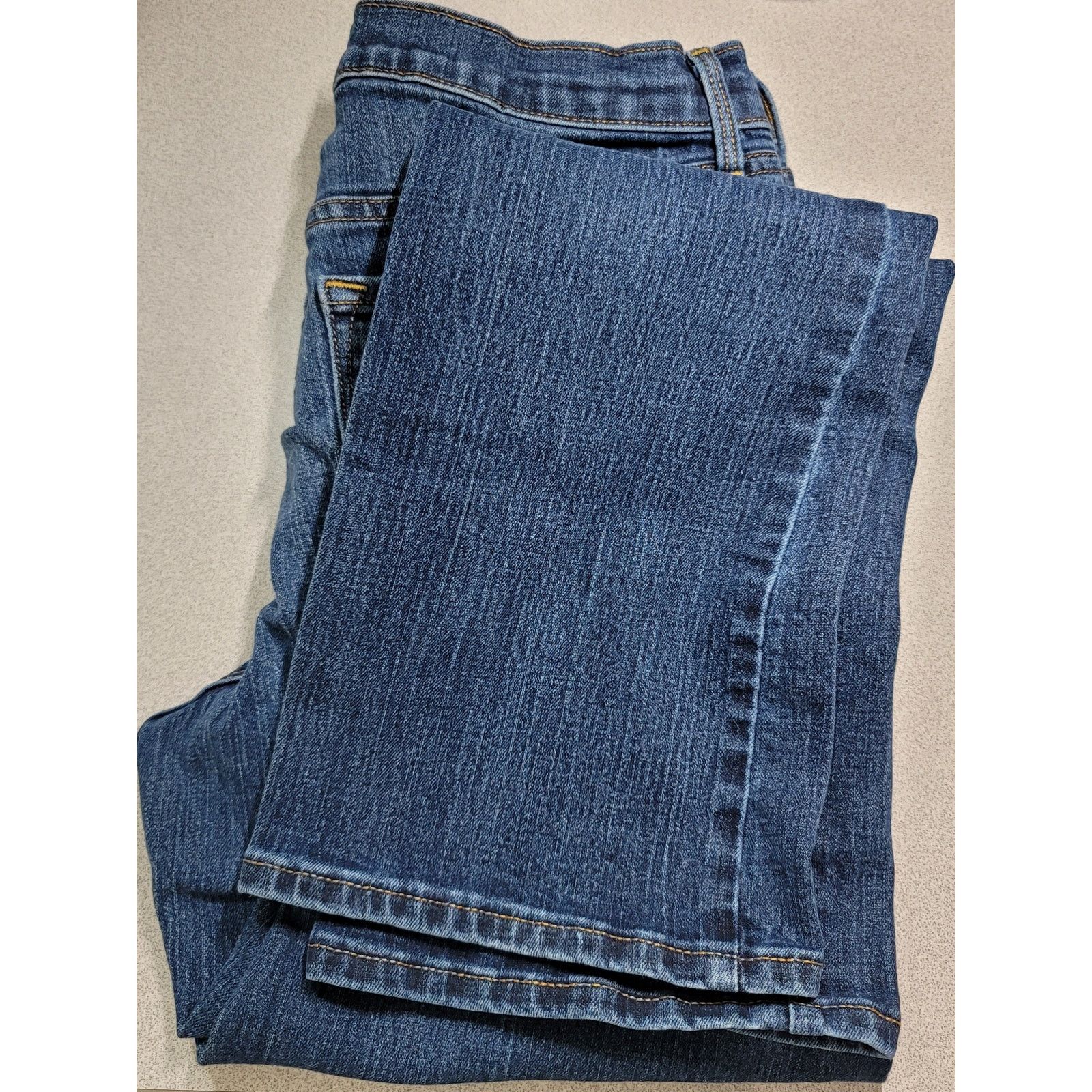 Old Navy Old Navy Blue Stone Washed Curvy Mid Rise Denim Jeans 10 Size 32" / US 10 / IT 46 - 6 Thumbnail