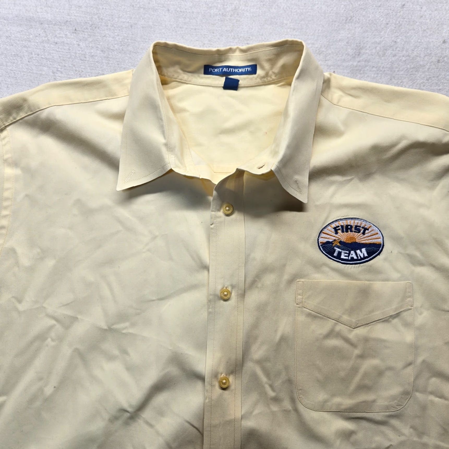 Logo 7 First Team Shirt Men 3XL Yellow Logo Button-Down Long Sleeve VA Virginia Roanoke United States? Size US XXL / EU 58 / 5 - 2 Thumbnail