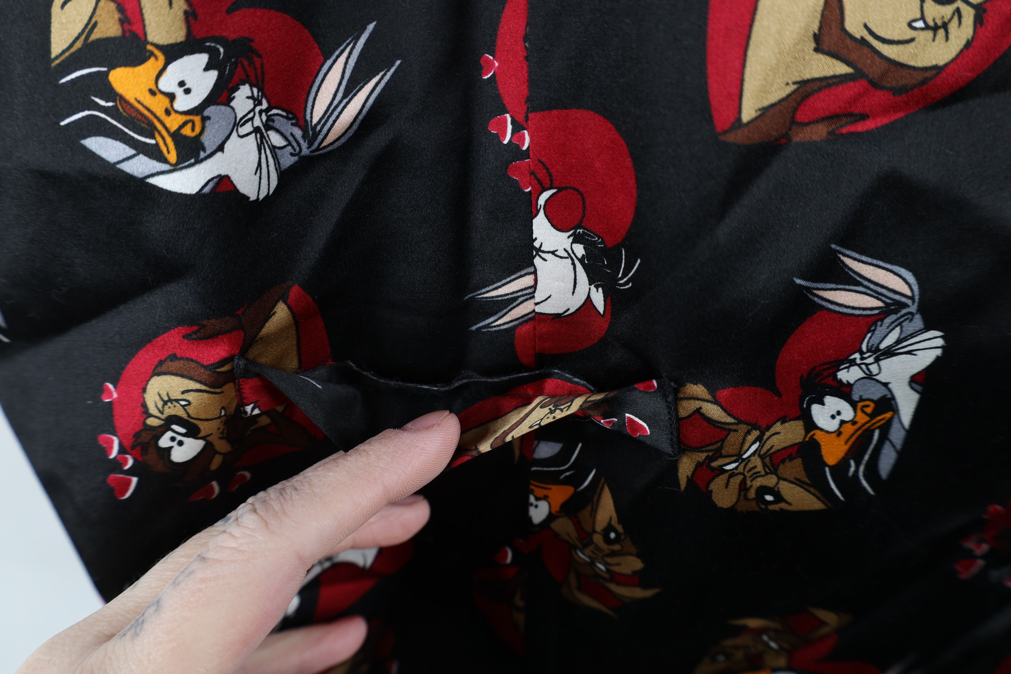 Vintage Vintage 90s Looney Tunes Heart Tie Back Button Vest Jacket Size L / US 10 / IT 46 - 6 Thumbnail