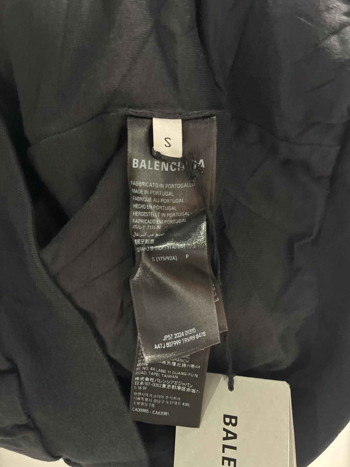 Balenciaga BALENCIAGA Berlin Crumpled Hoodie Size US S / EU 44-46 / 1 - 8 Thumbnail
