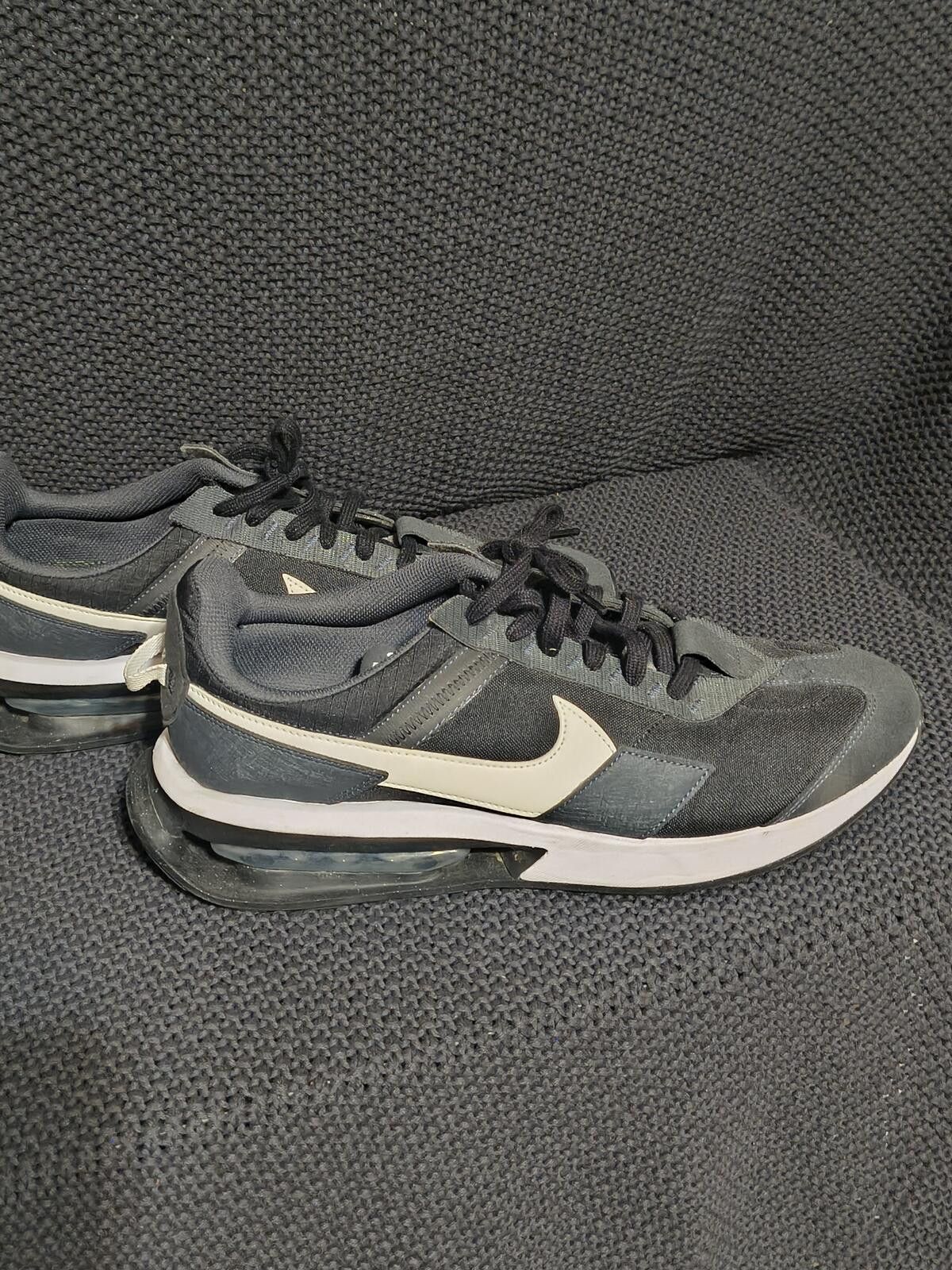 Nike Nike Black and White Athletic Sneakers Size US 13 / EU 46 - 1 Thumbnail