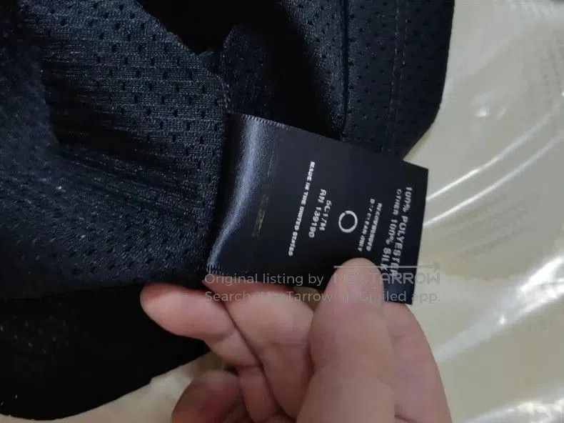 Fear of God Fear of God Mesh Short Sleeve S. Size US S / EU 44-46 / 1 - 3 Thumbnail